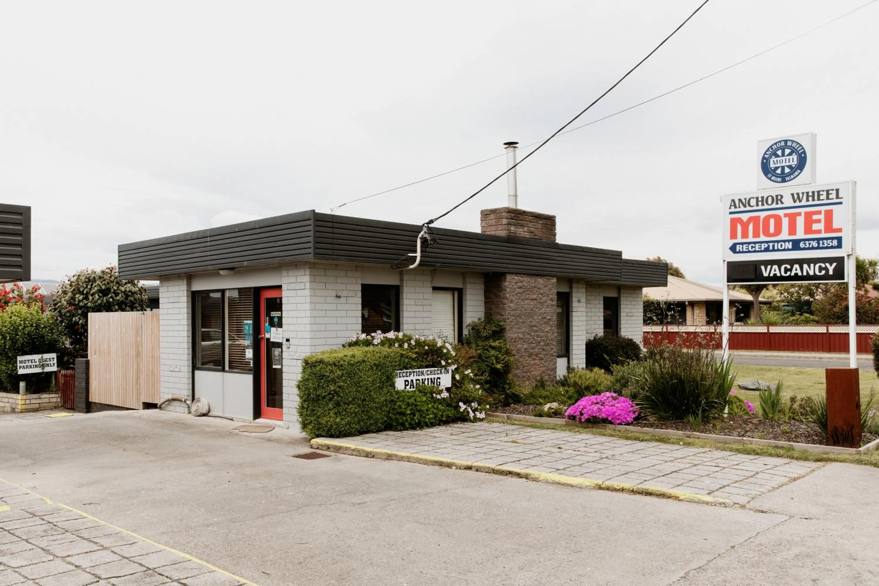 Property building in Anchor Wheel Motel