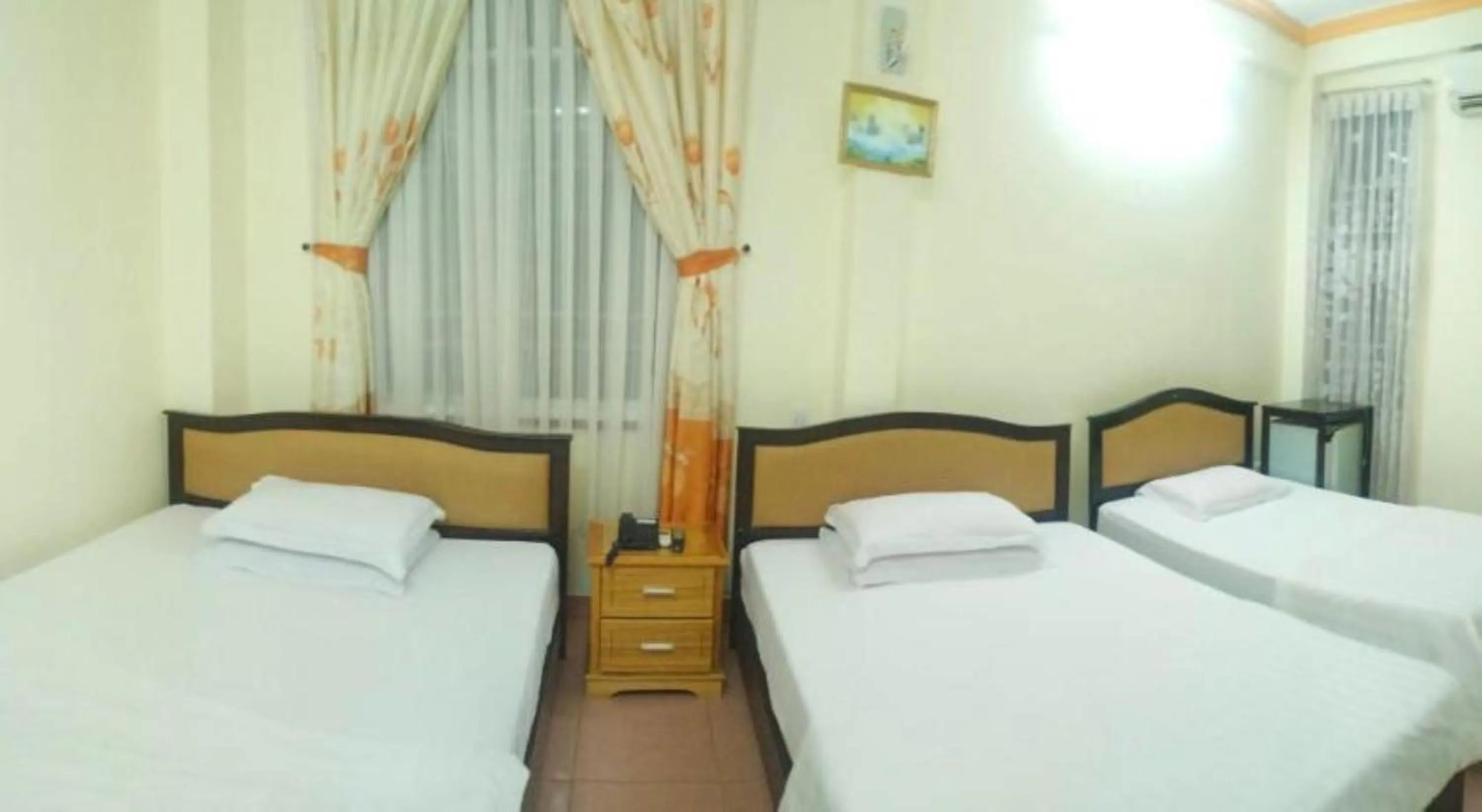 Bedroom, Bed in Cat Phu Hotel
