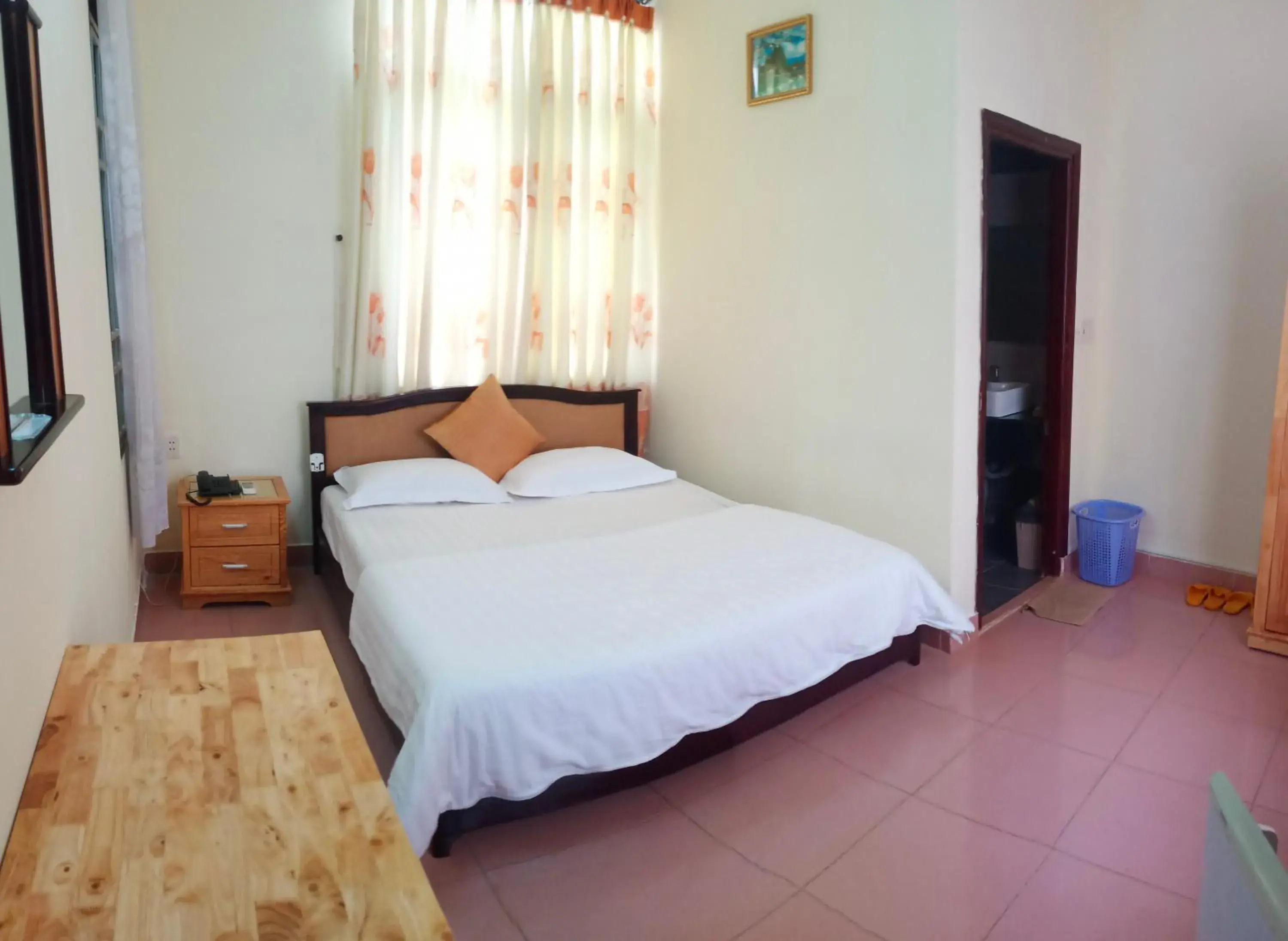 Bedroom, Bed in Cat Phu Hotel Bedroom, Bed in Cat Phu Hotel