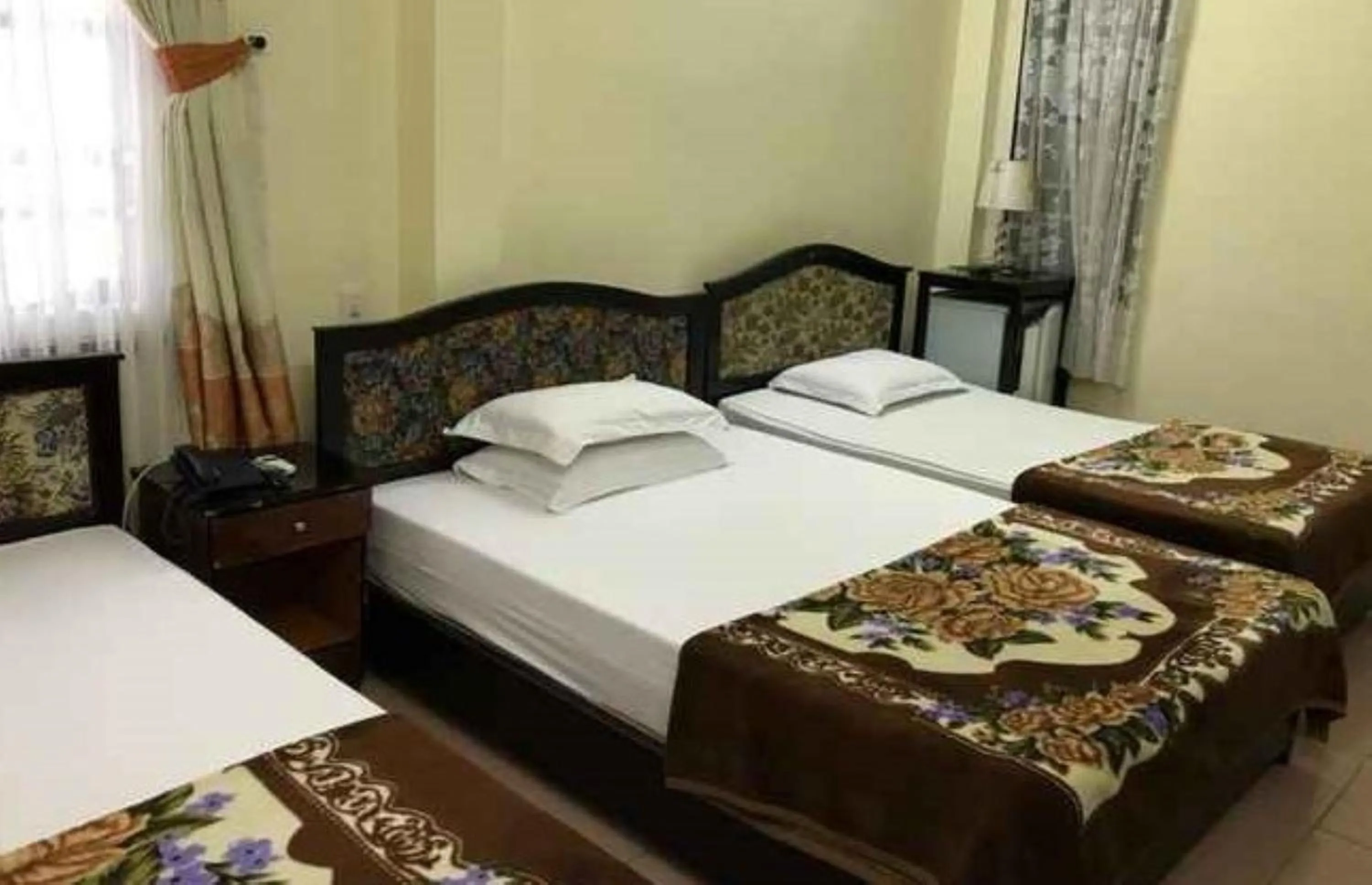 Bedroom, Bed in Cat Phu Hotel