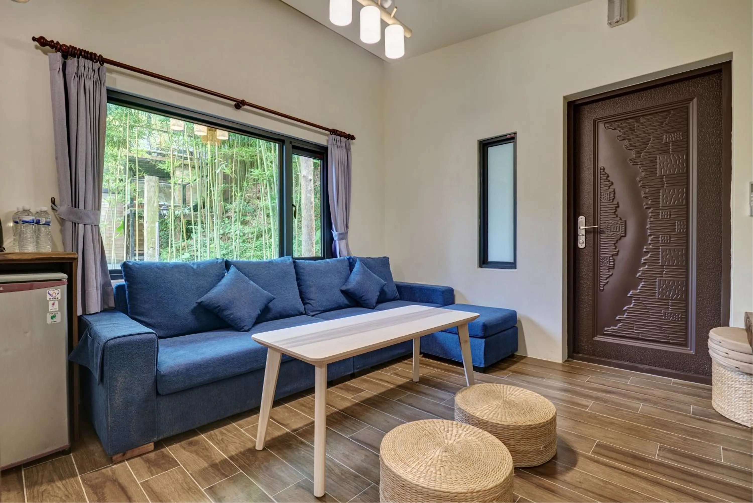 Zhou Ye Cottage