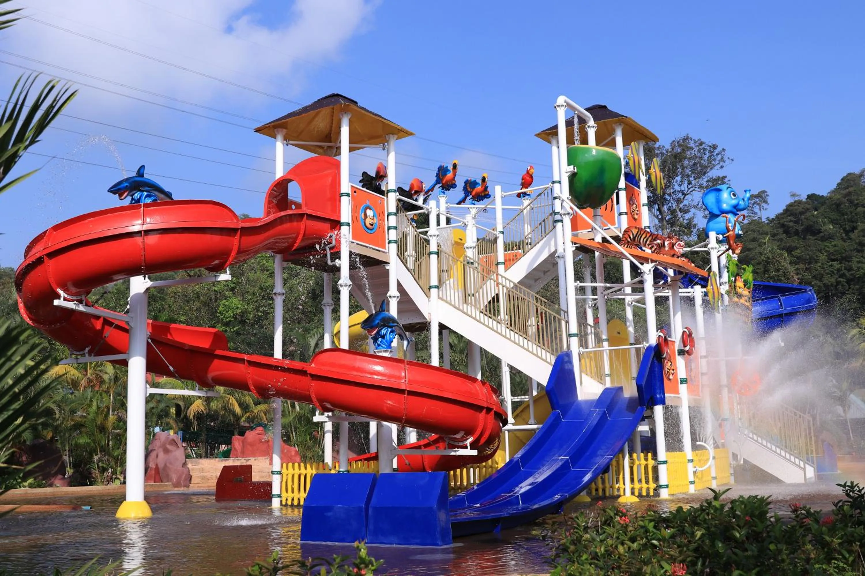 Children play ground in Bukit Merah Laketown Resort
