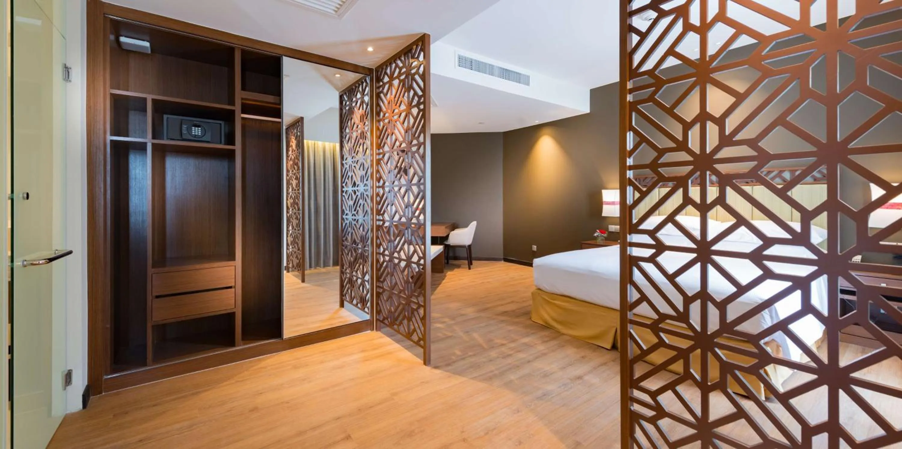 Bed in DoubleTree Resort by Hilton Hotel Penang