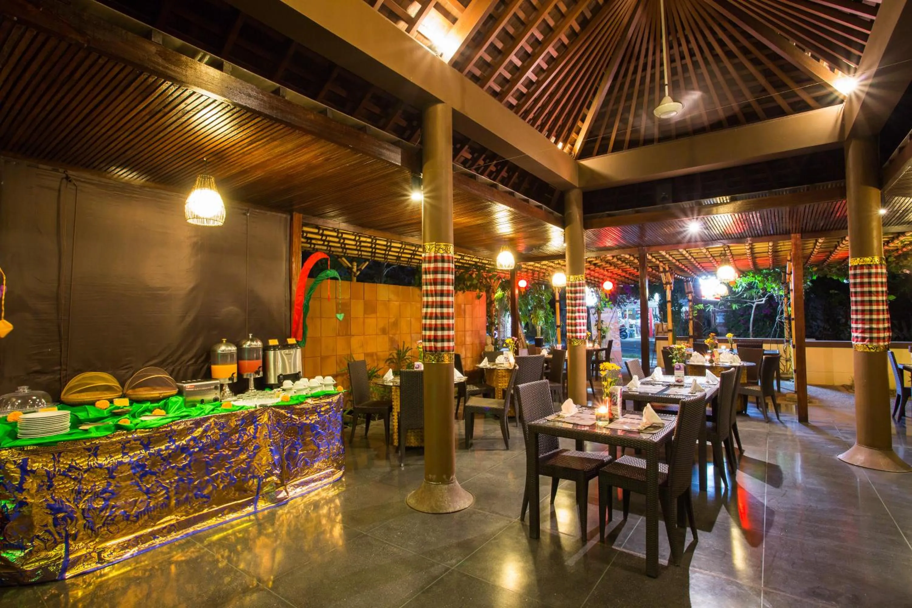 Restaurant/places to eat in Jay's Villa Umalas