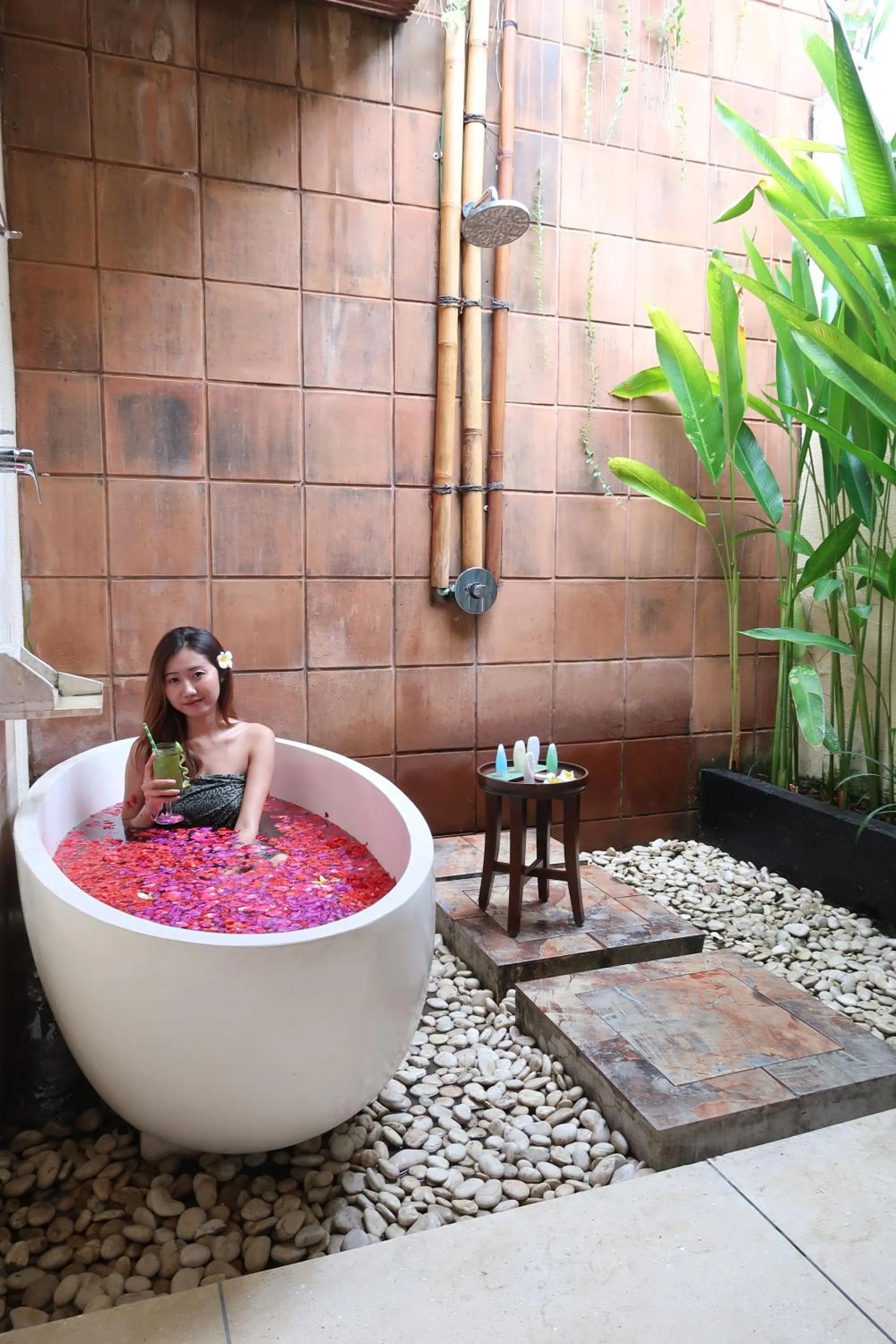 Massage in Jay's Villa Umalas