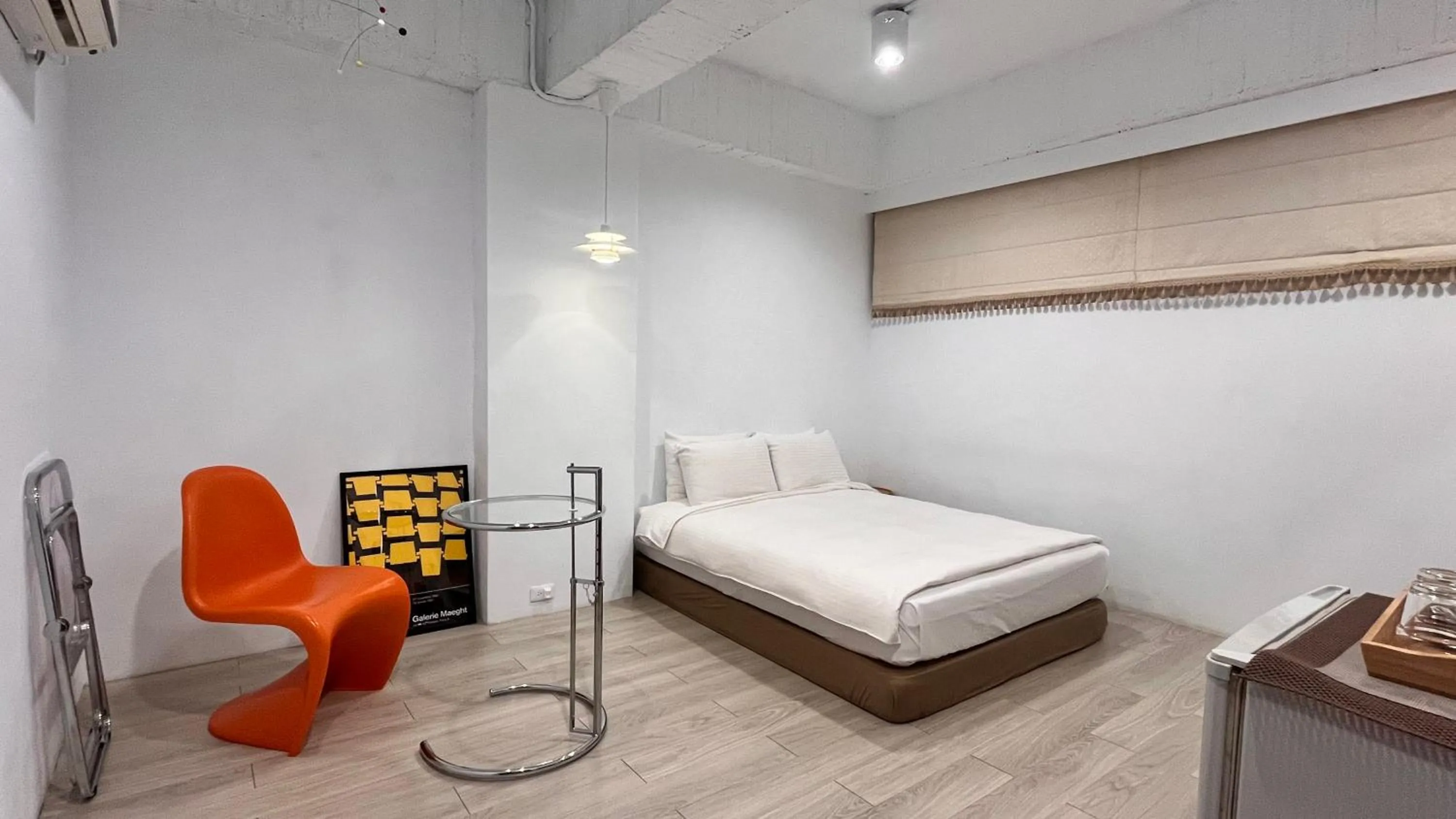 Photo of the whole room, Bed in 日月潭魚池鄉秀水民宿Xiu Shui Hotel