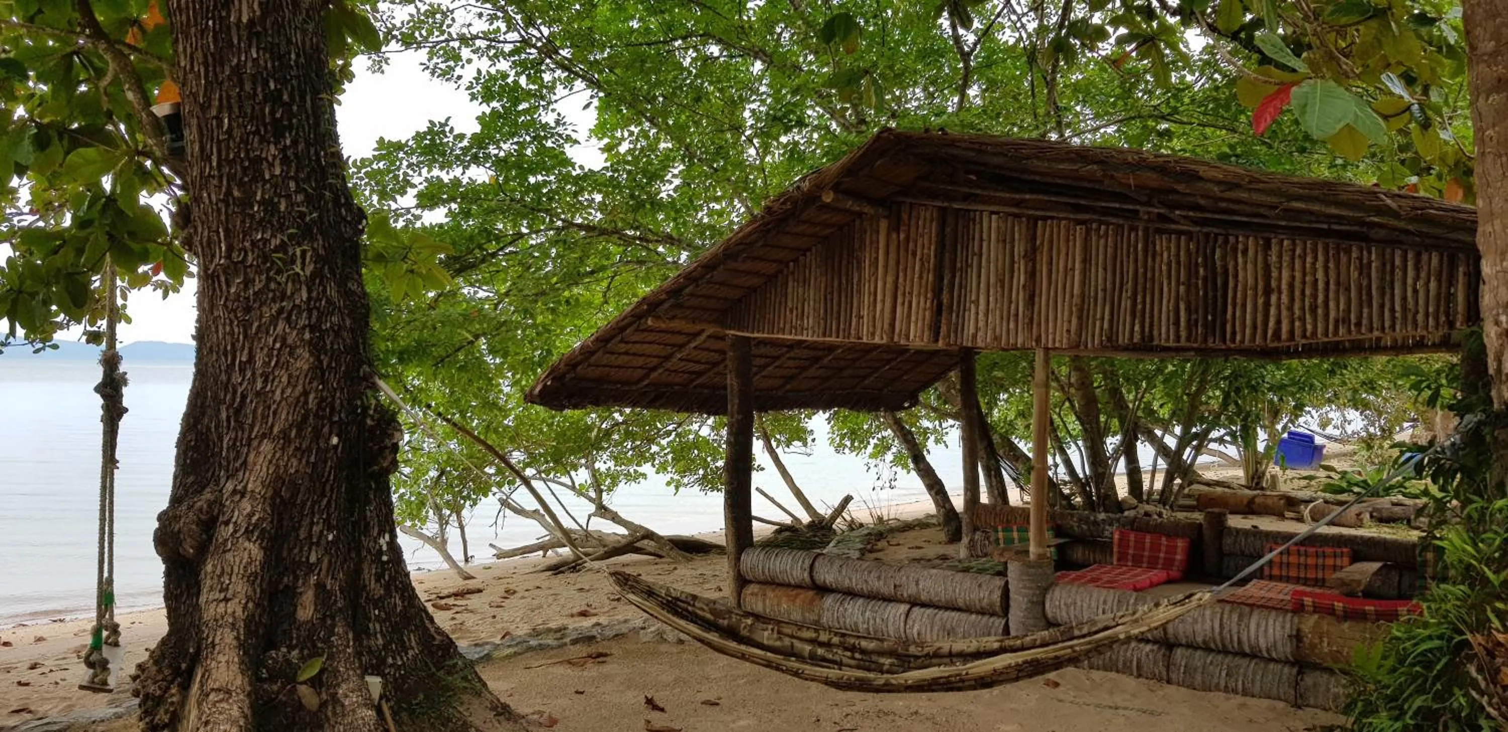 Beach in KhaoTong Villa at Melina's