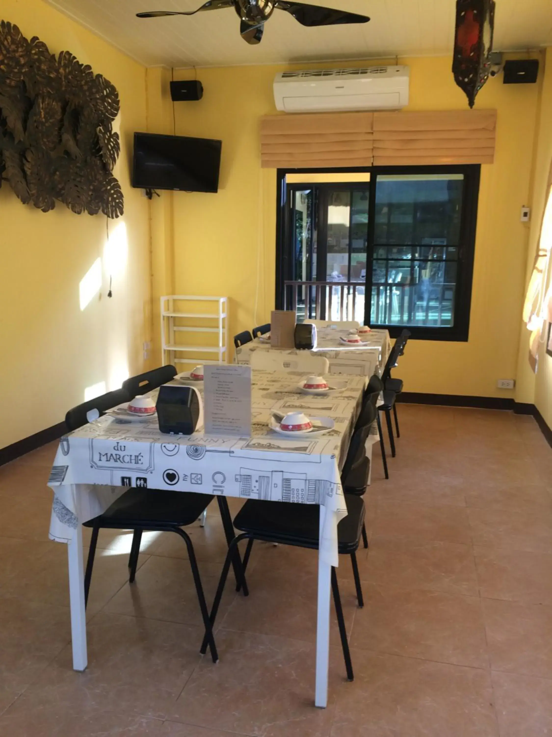 Restaurant/places to eat in Suporn Lakeview Restaurant/places to eat in Suporn Lakeview