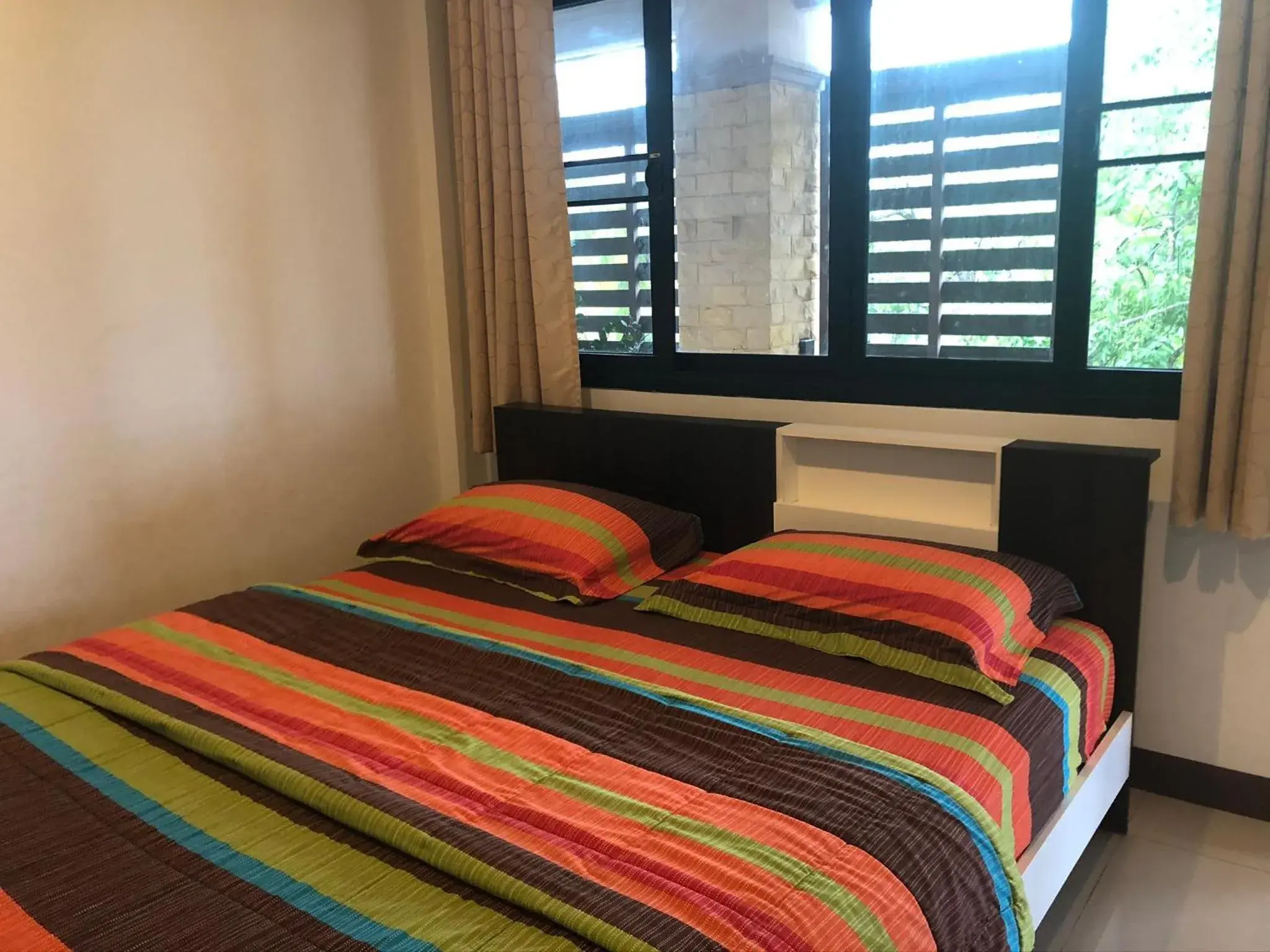 Bed in Suporn Lakeview Bed in Suporn Lakeview