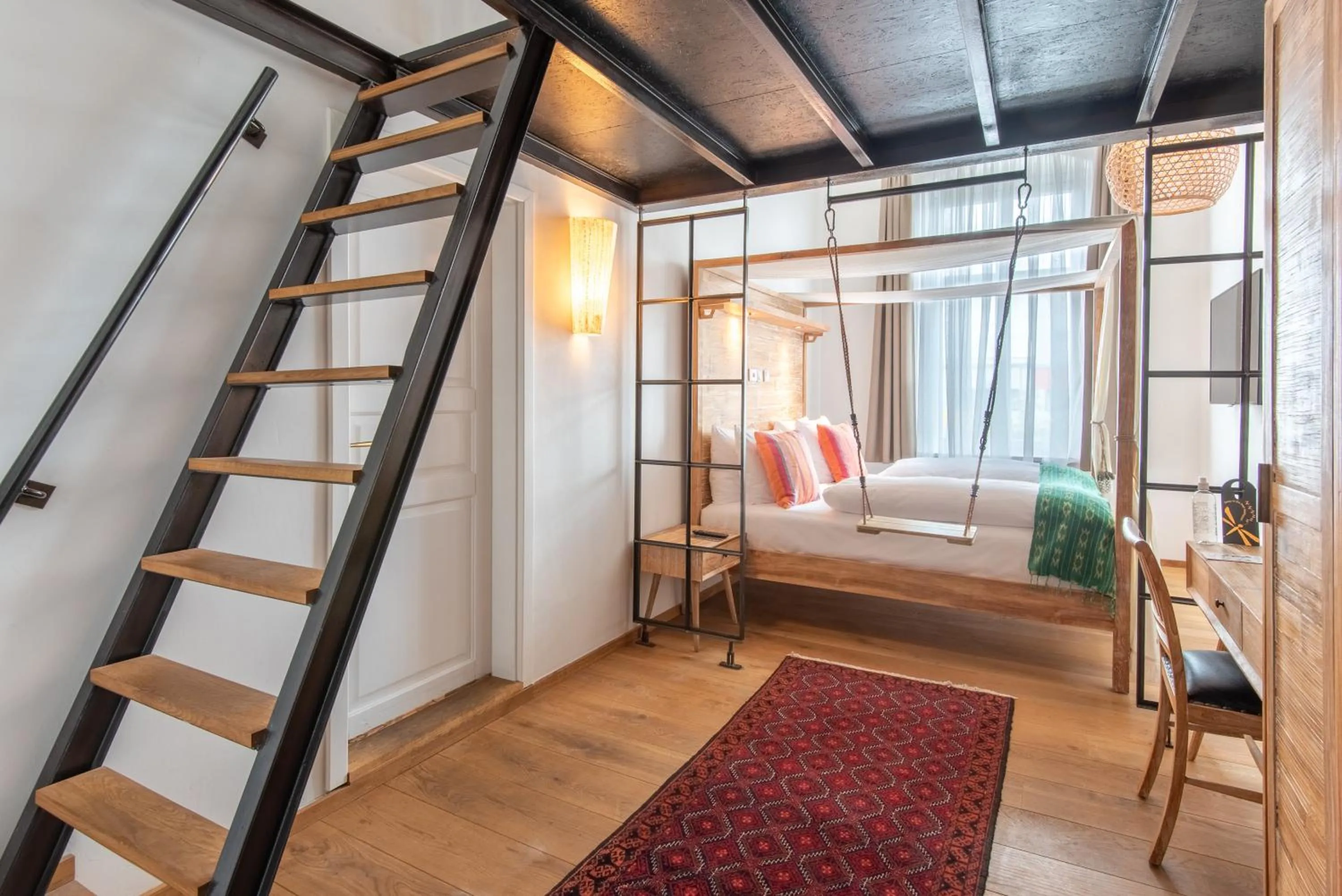 Bedroom, Bed in Lulu Guldsmeden