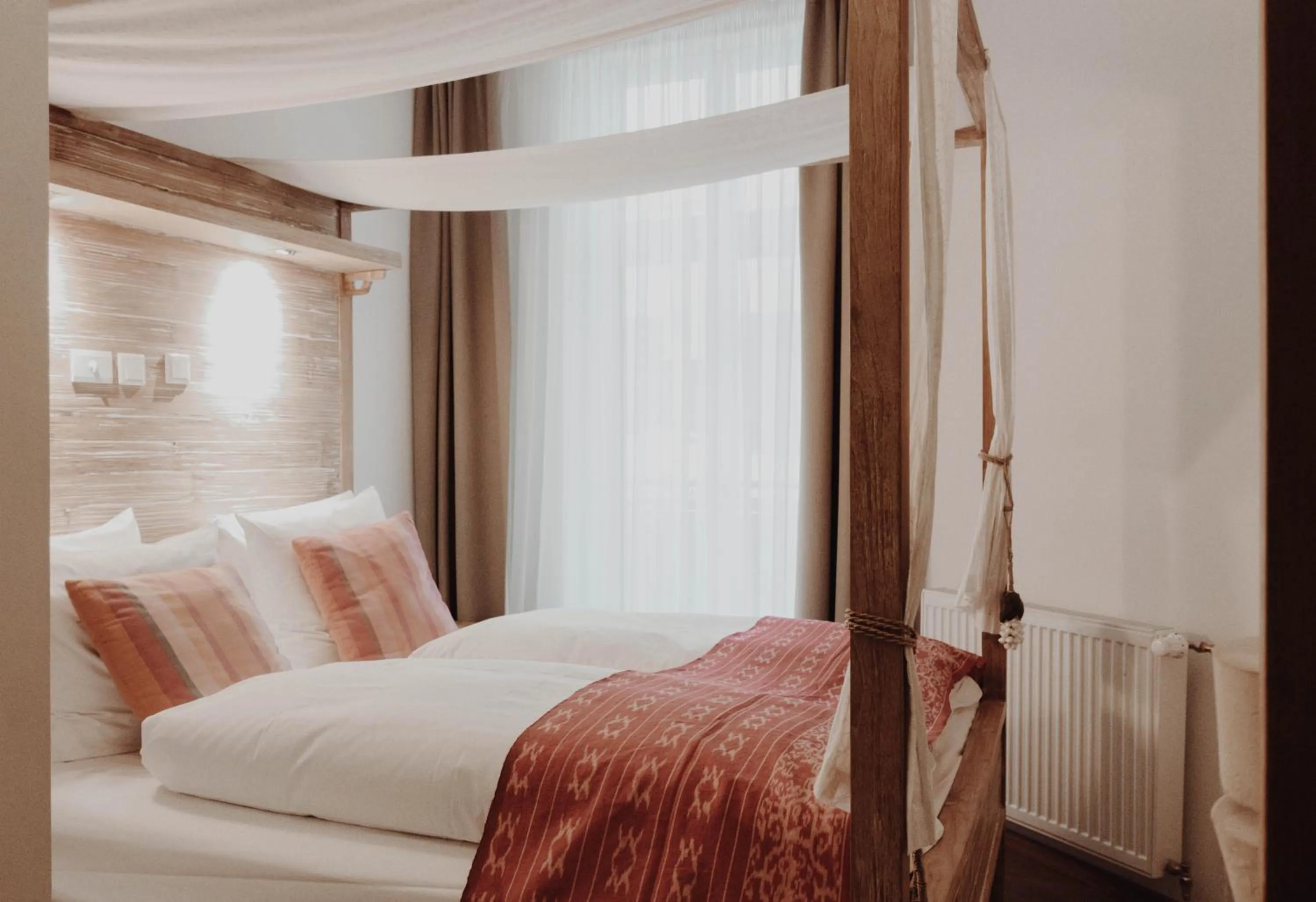 Photo of the whole room, Bed in Lulu Guldsmeden