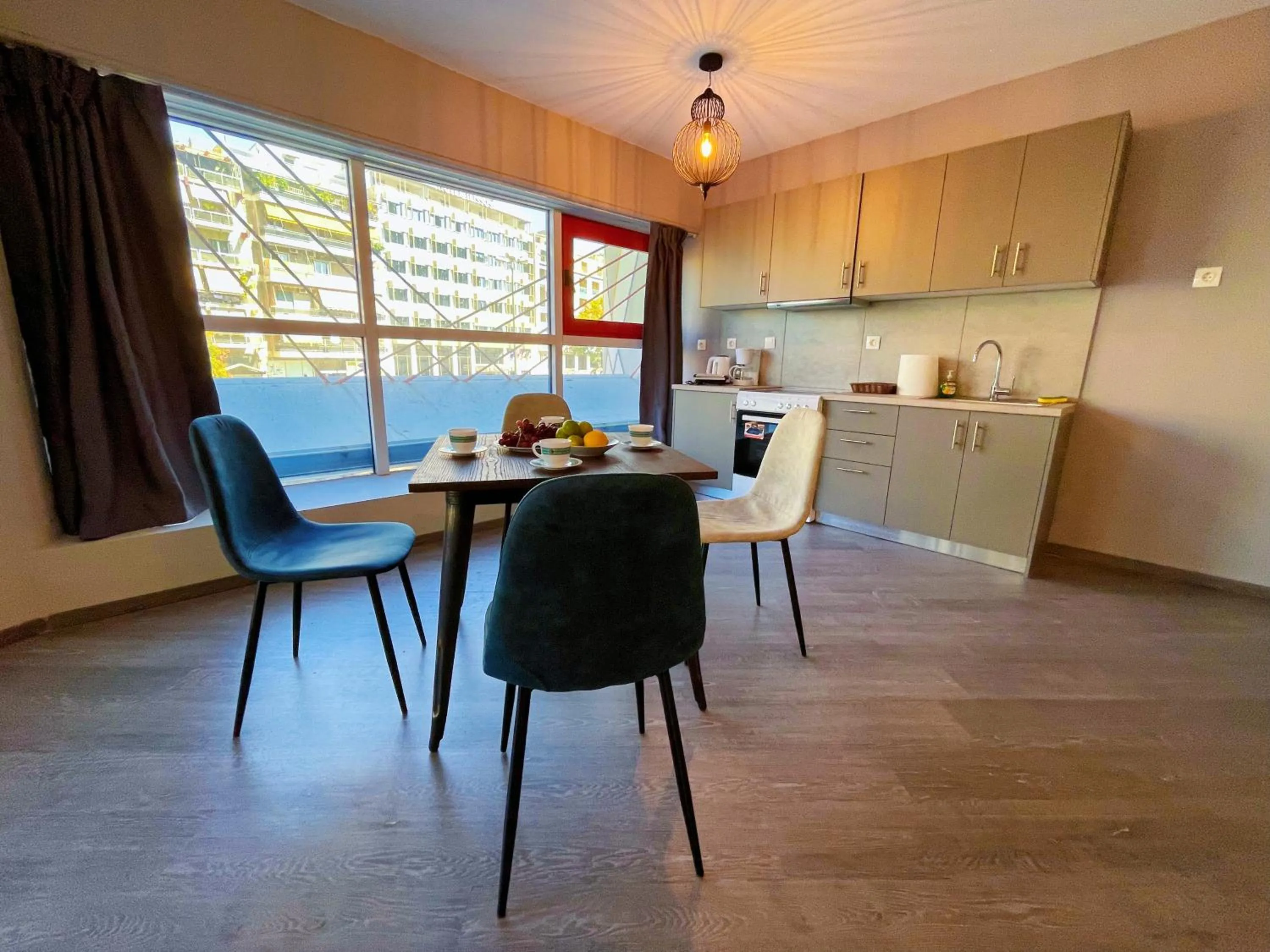 Dining area in WSD Baia Acropolis Hotel Apartment