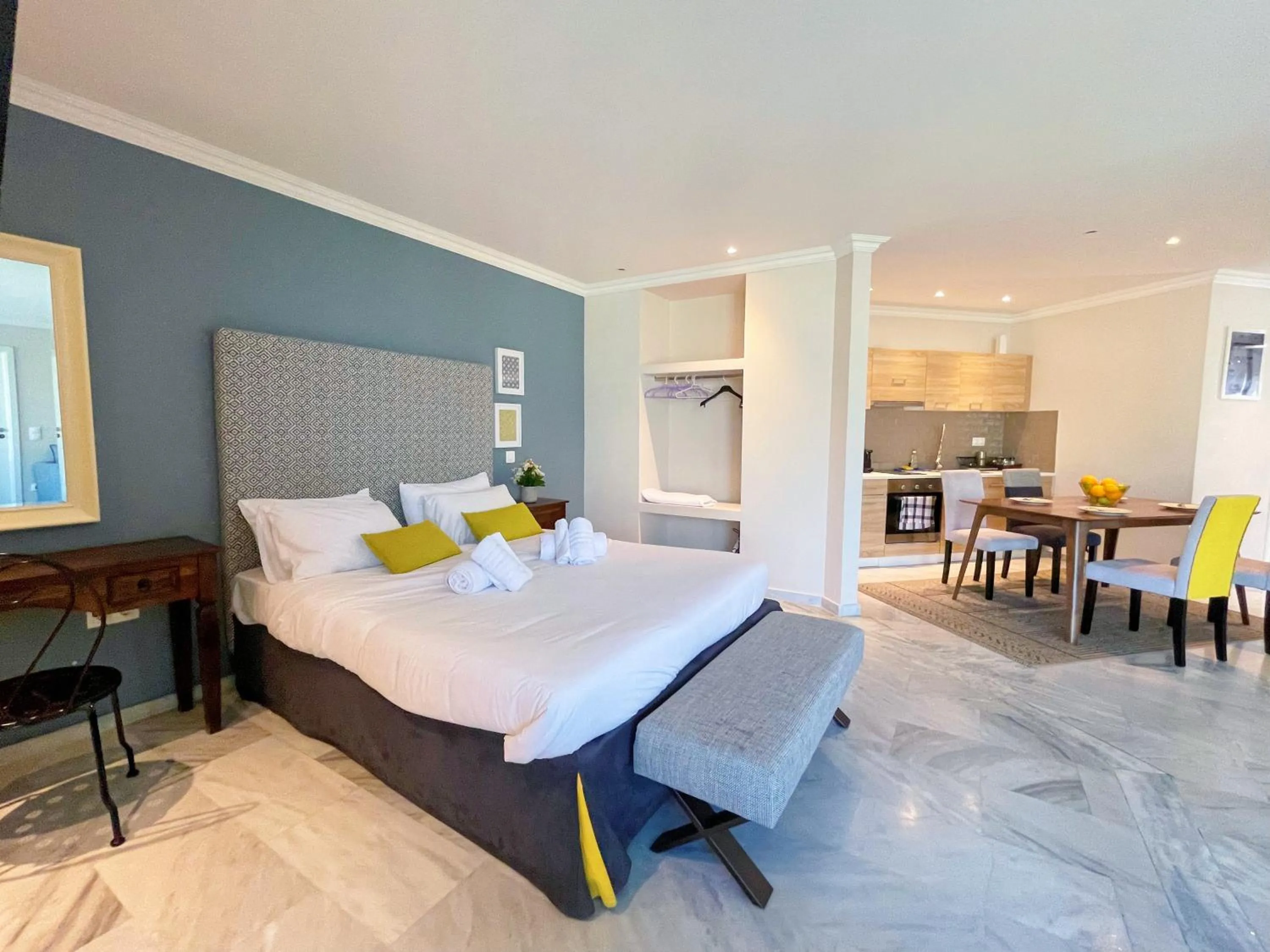 Photo of the whole room in WSD Baia Acropolis Hotel Apartment