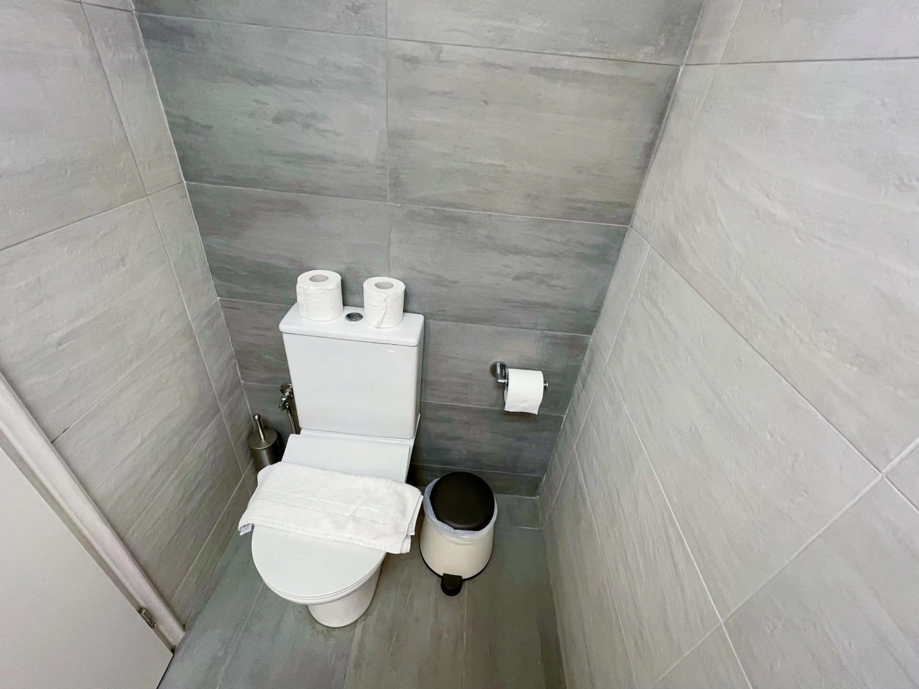 Bathroom in WSD Baia Acropolis Hotel Apartment