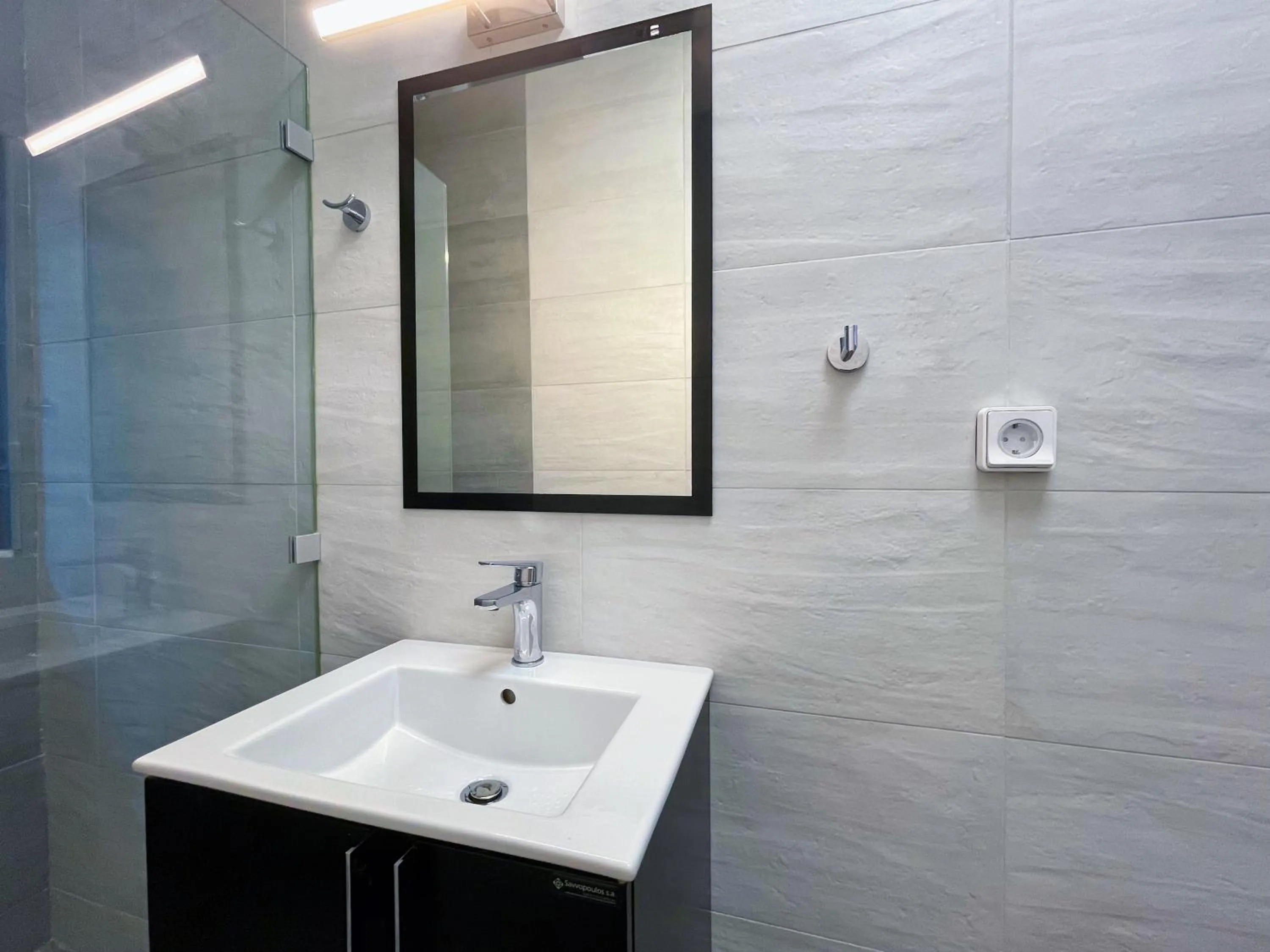 Toilet in WSD Baia Acropolis Hotel Apartment