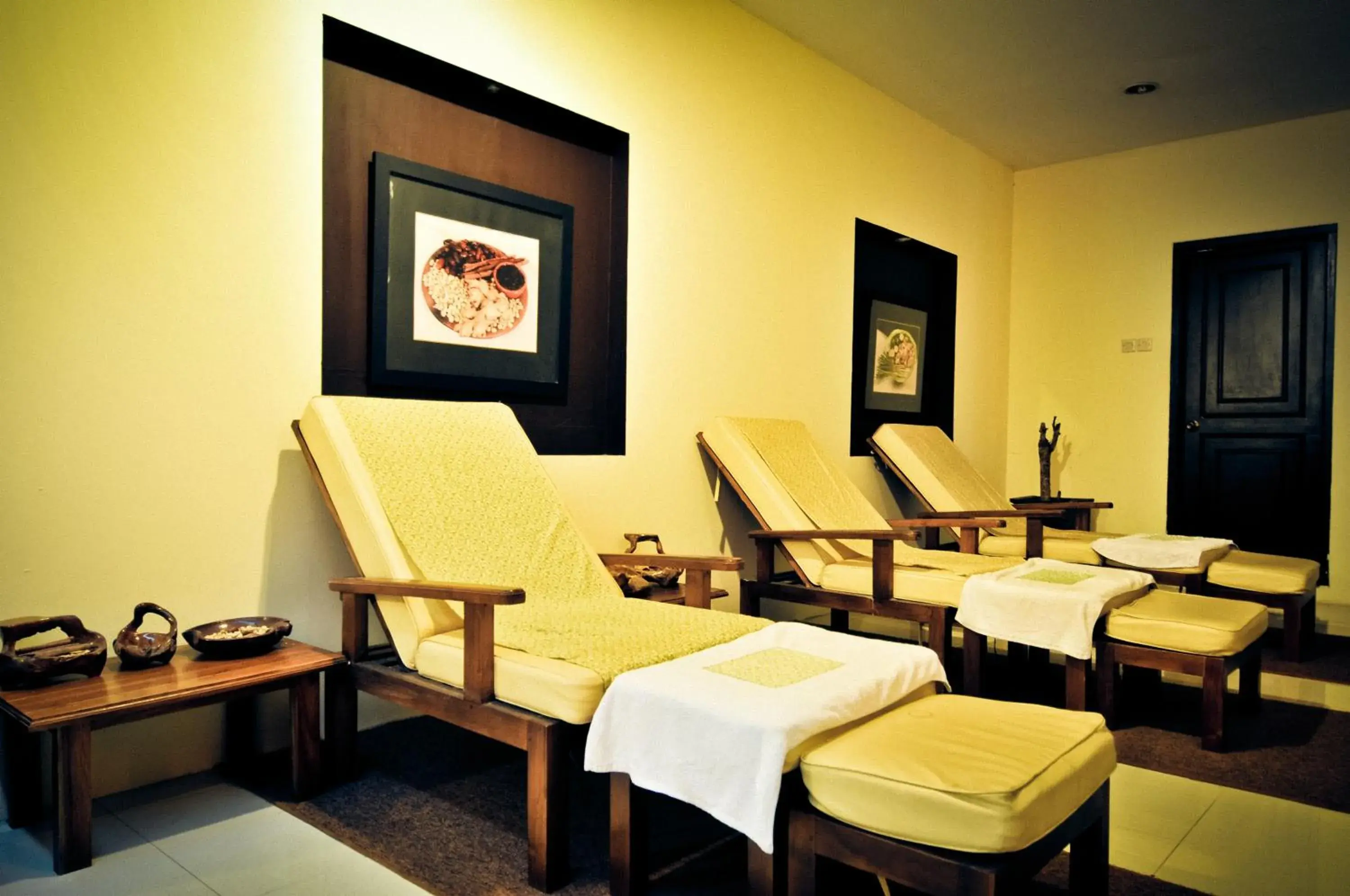 Spa and wellness centre/facilities in Sari Ater Kamboti Hotel Bandung Spa and wellness centre/facilities in Sari Ater Kamboti Hotel Bandung