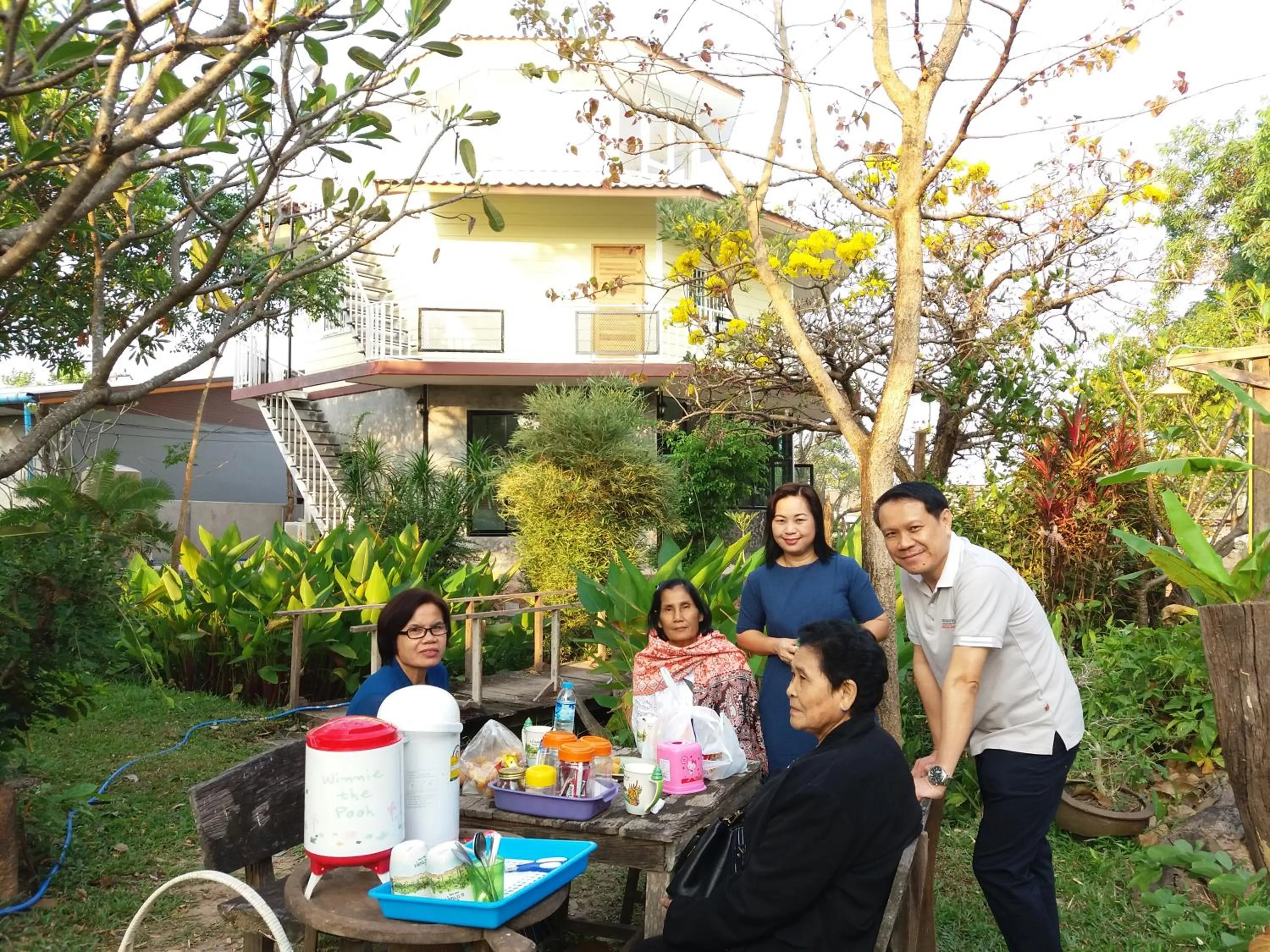 Seating area in Heuan Na Khee