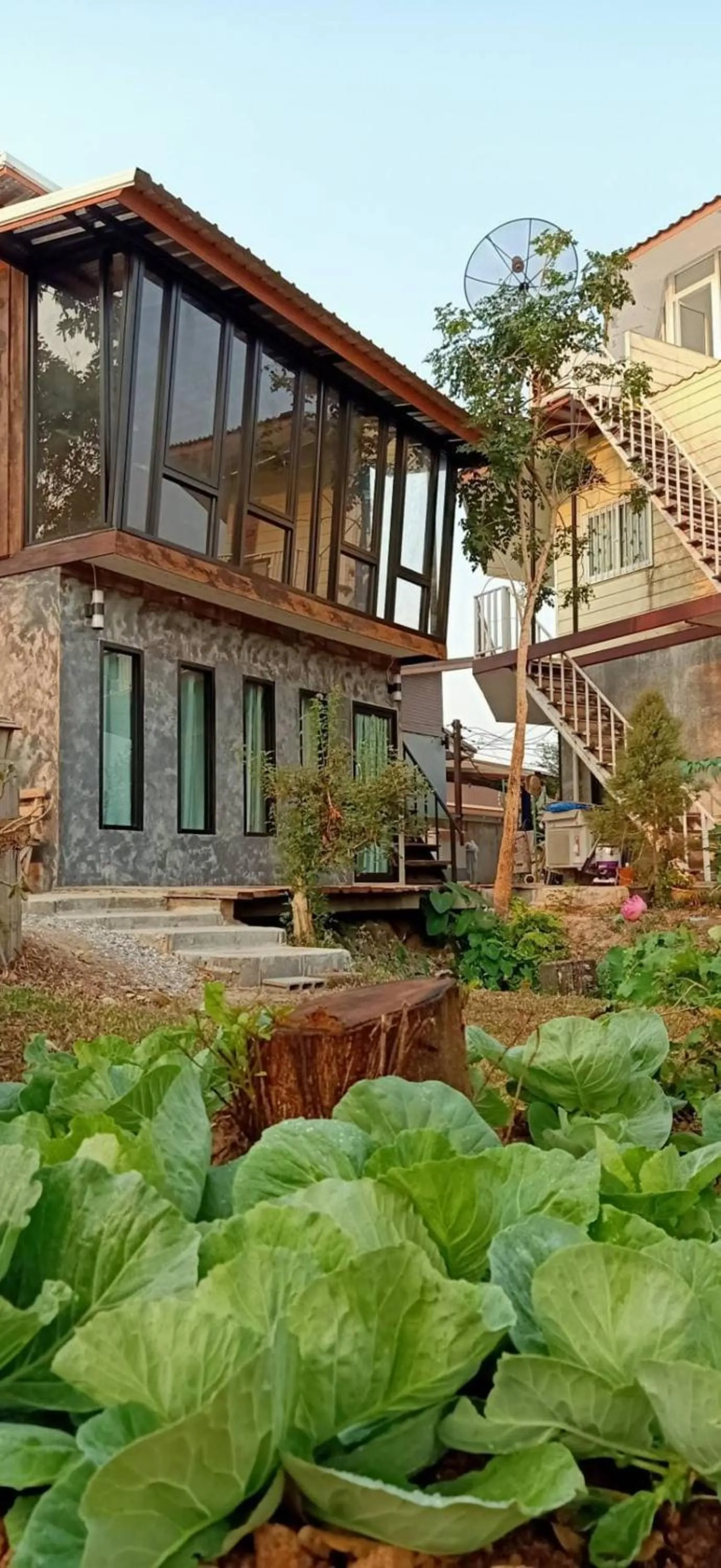 Garden in Heuan Na Khee