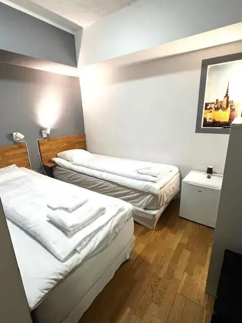 Twin Room with Shared Bathroom (No Window) in Mosebacke Hostel Twin Room with Shared Bathroom (No Window) in Mosebacke Hostel