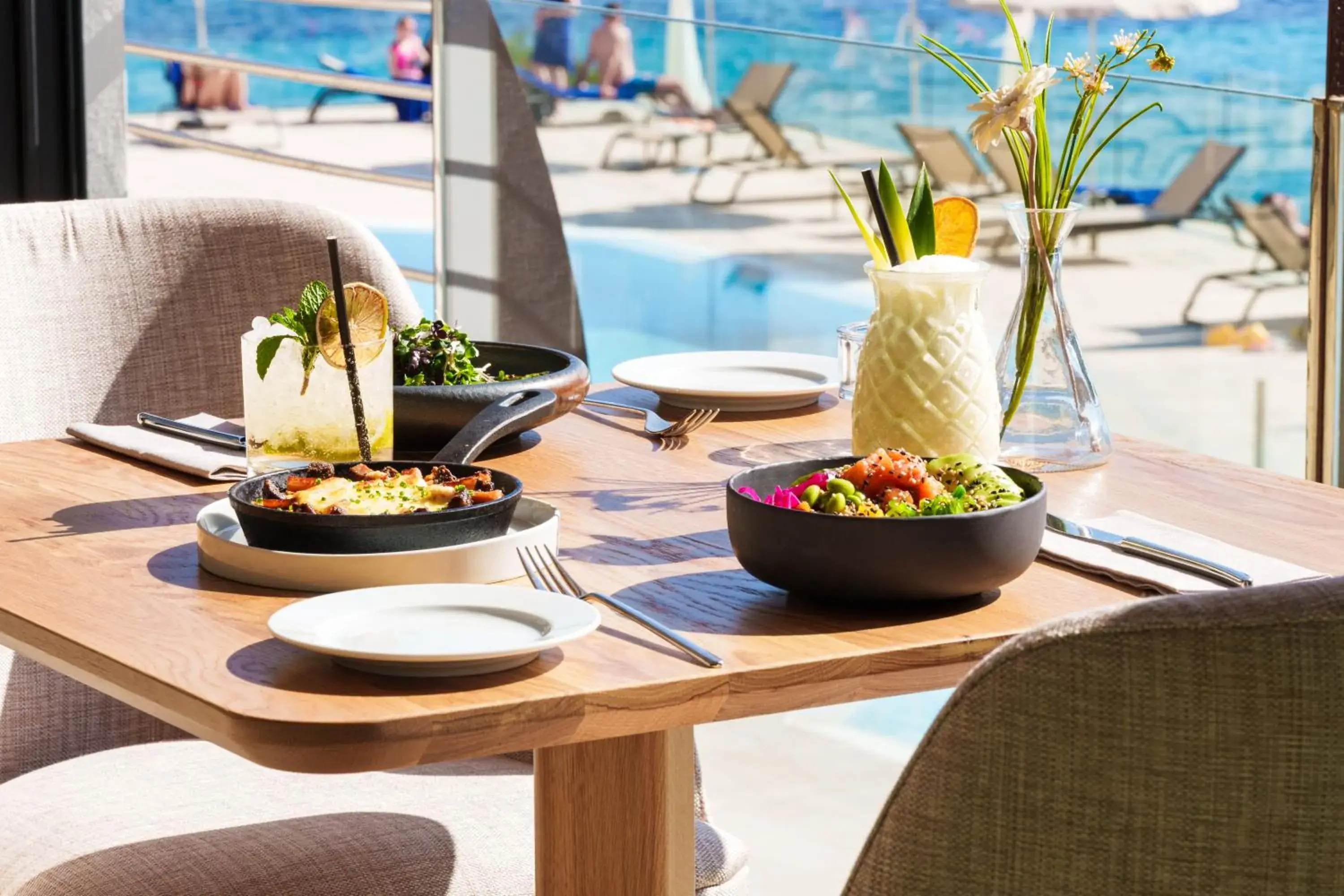Restaurant/places to eat in Bahia Suites Camp de Mar Restaurant/places to eat in Bahia Suites Camp de Mar