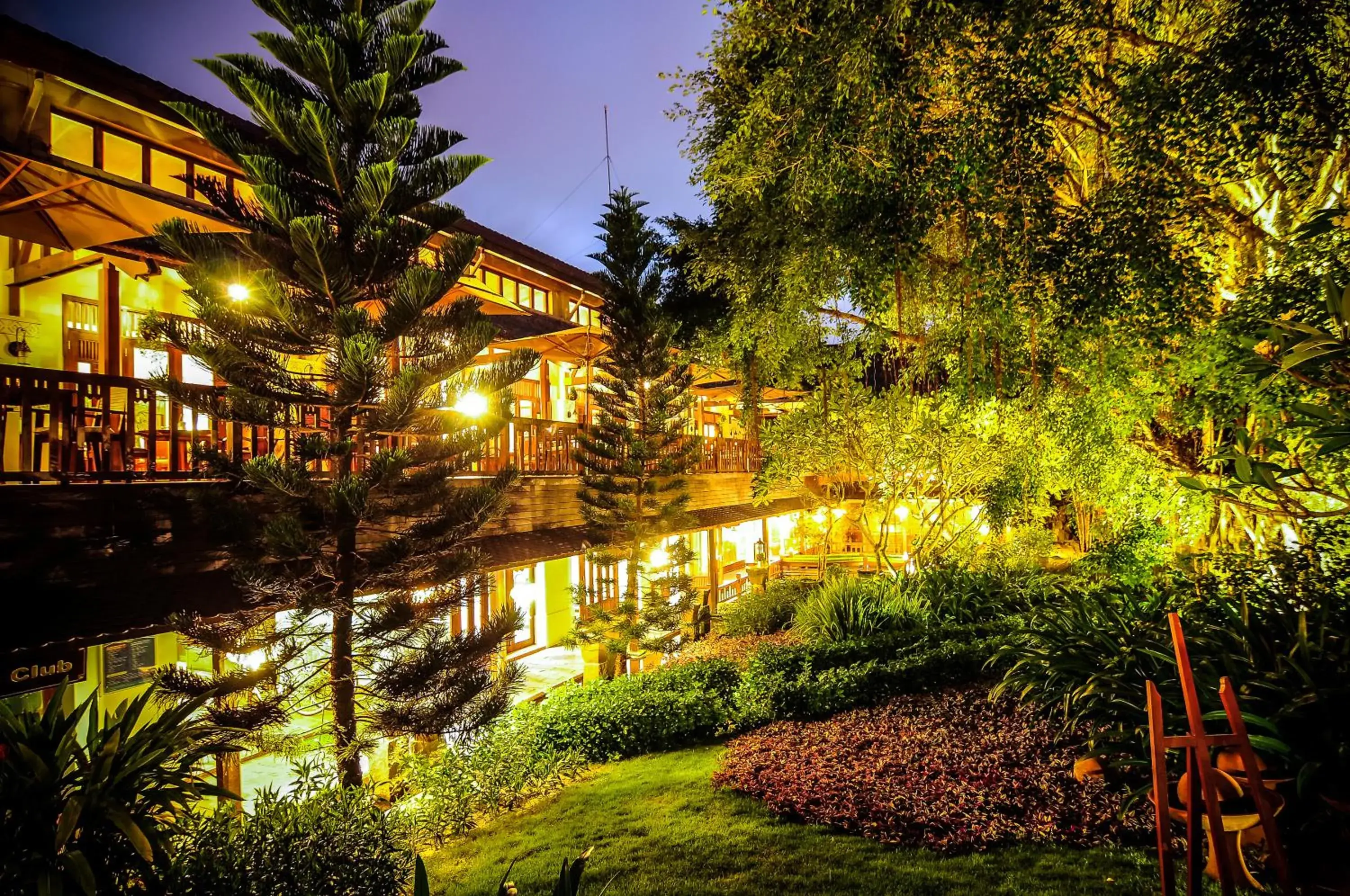 Restaurant/places to eat in Palm Garden Beach Resort & Spa Restaurant/places to eat in Palm Garden Beach Resort & Spa