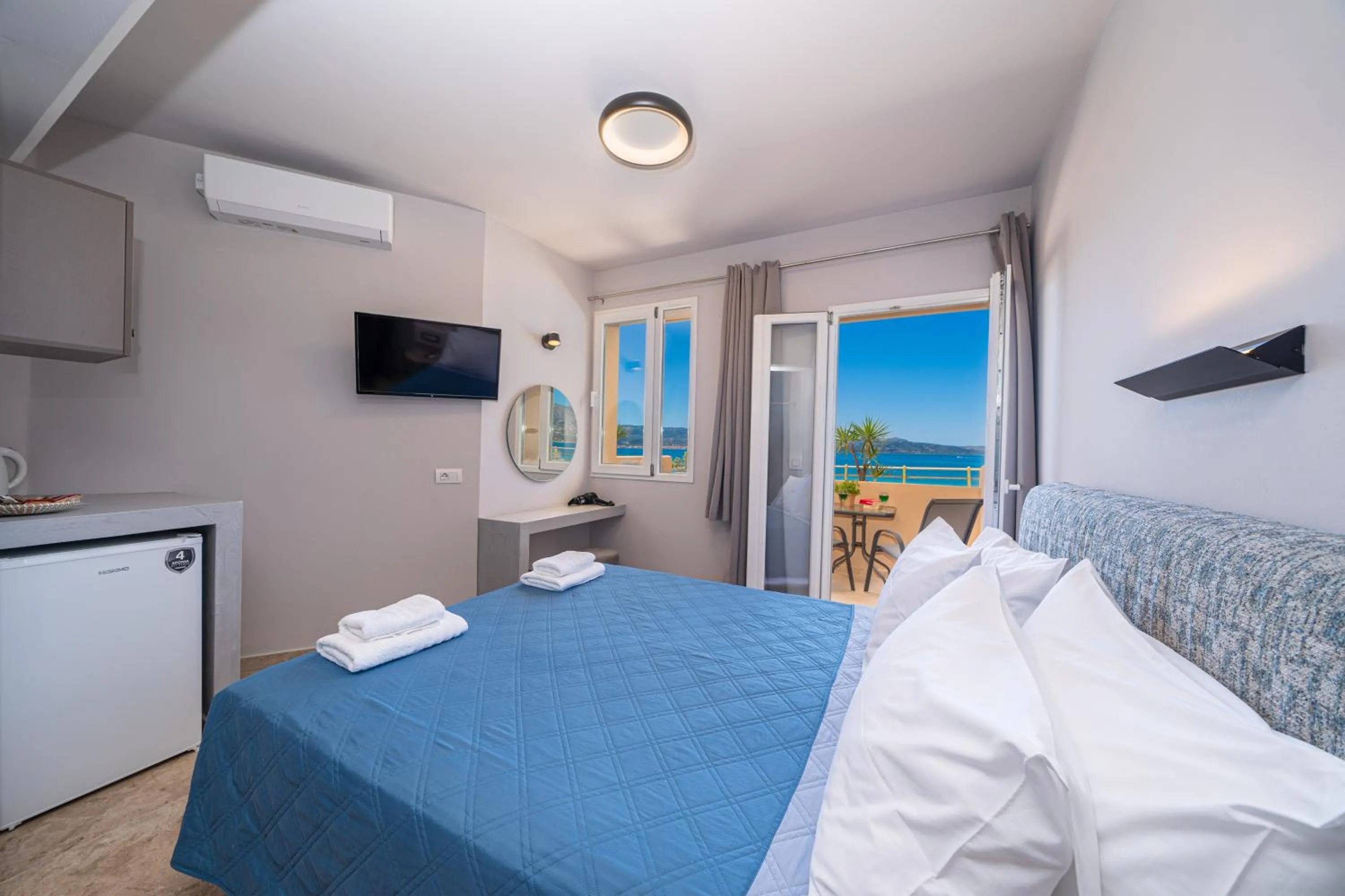 Bed in Egialion Iqia