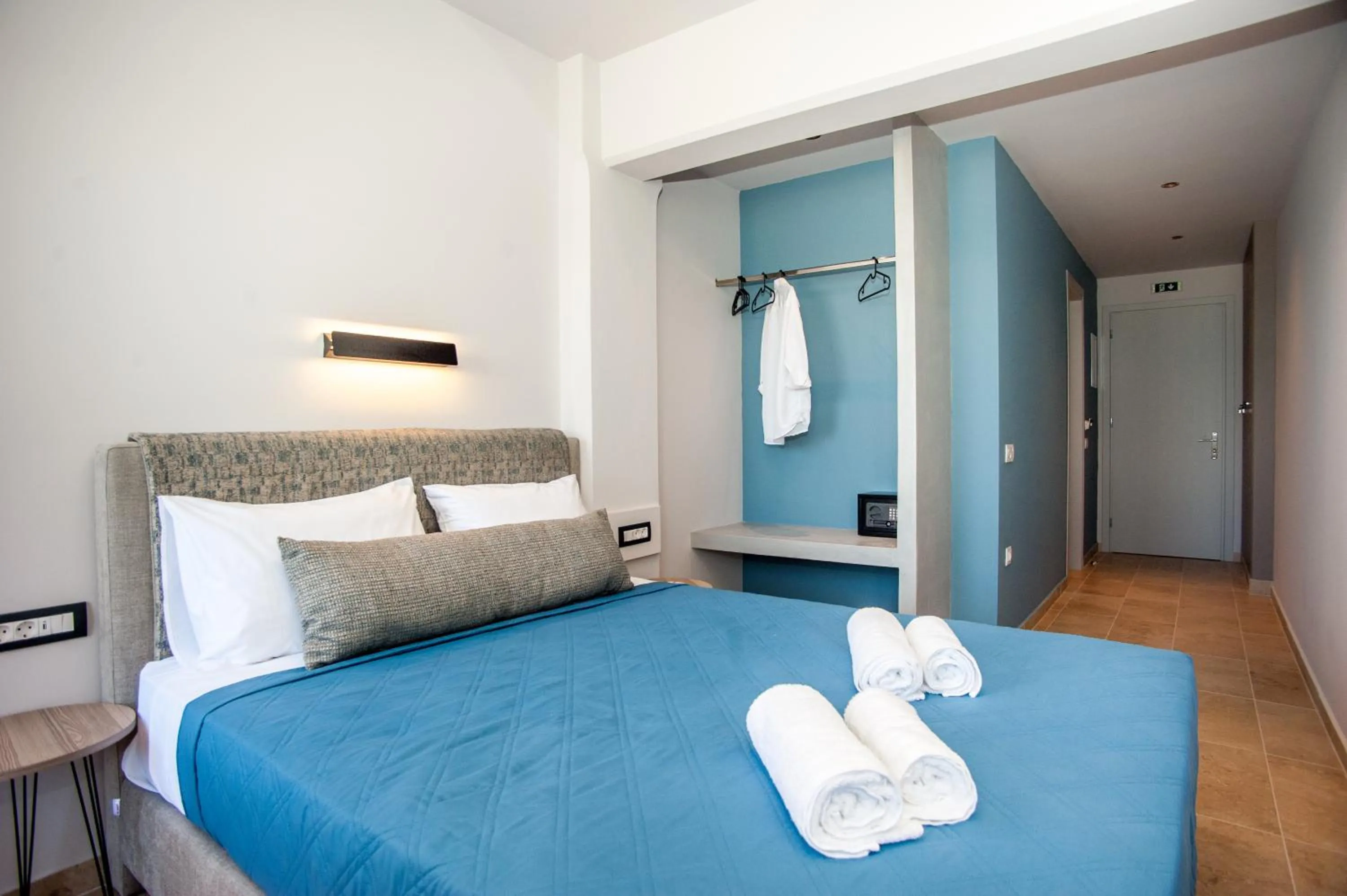 Bed in Egialion Iqia