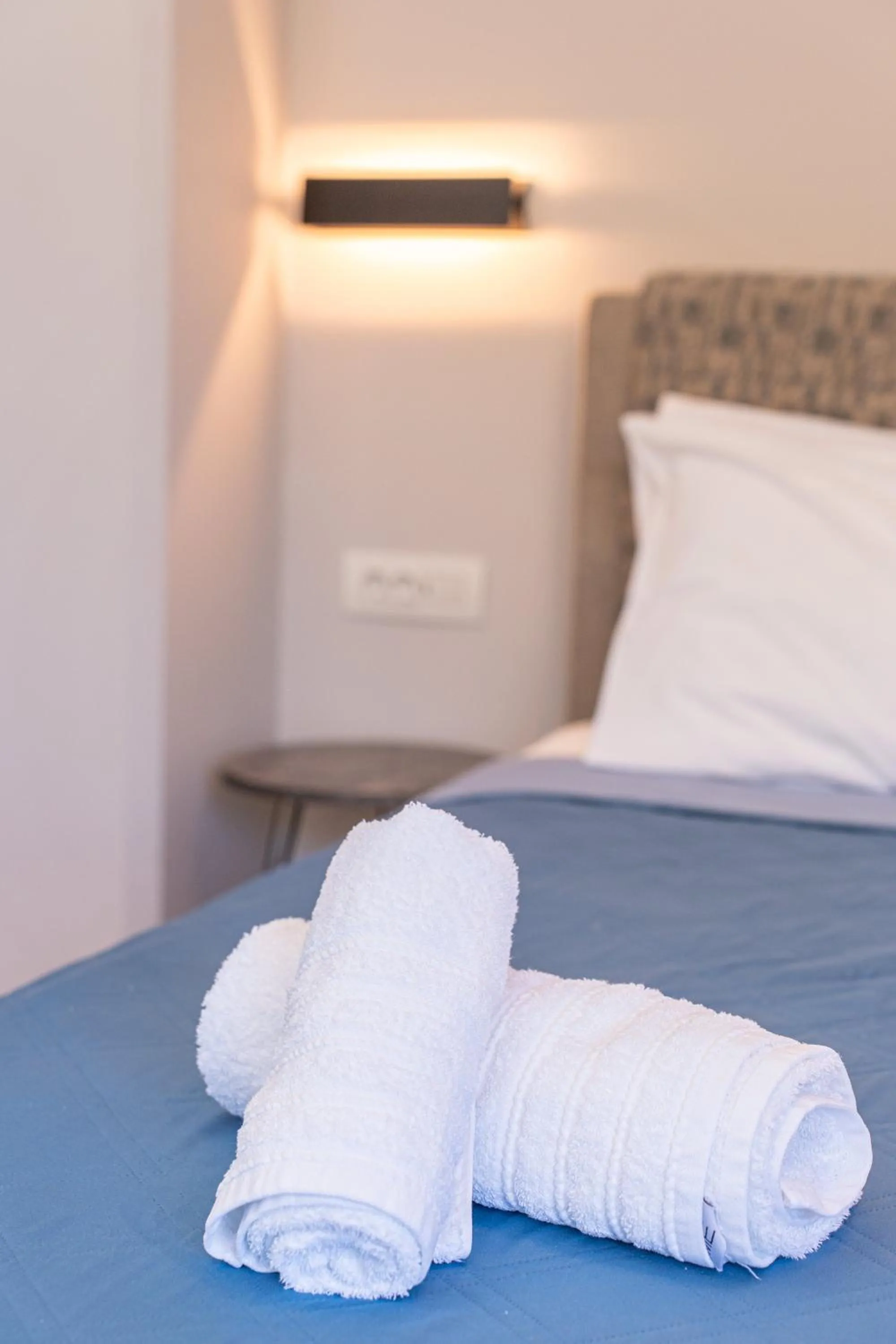 Bed in Egialion Iqia