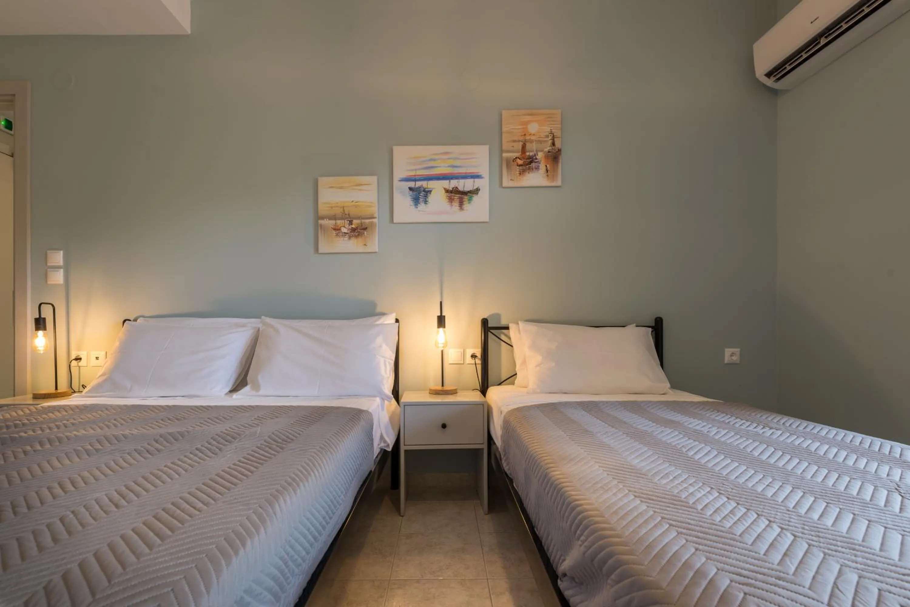 Bed in Egialion Iqia