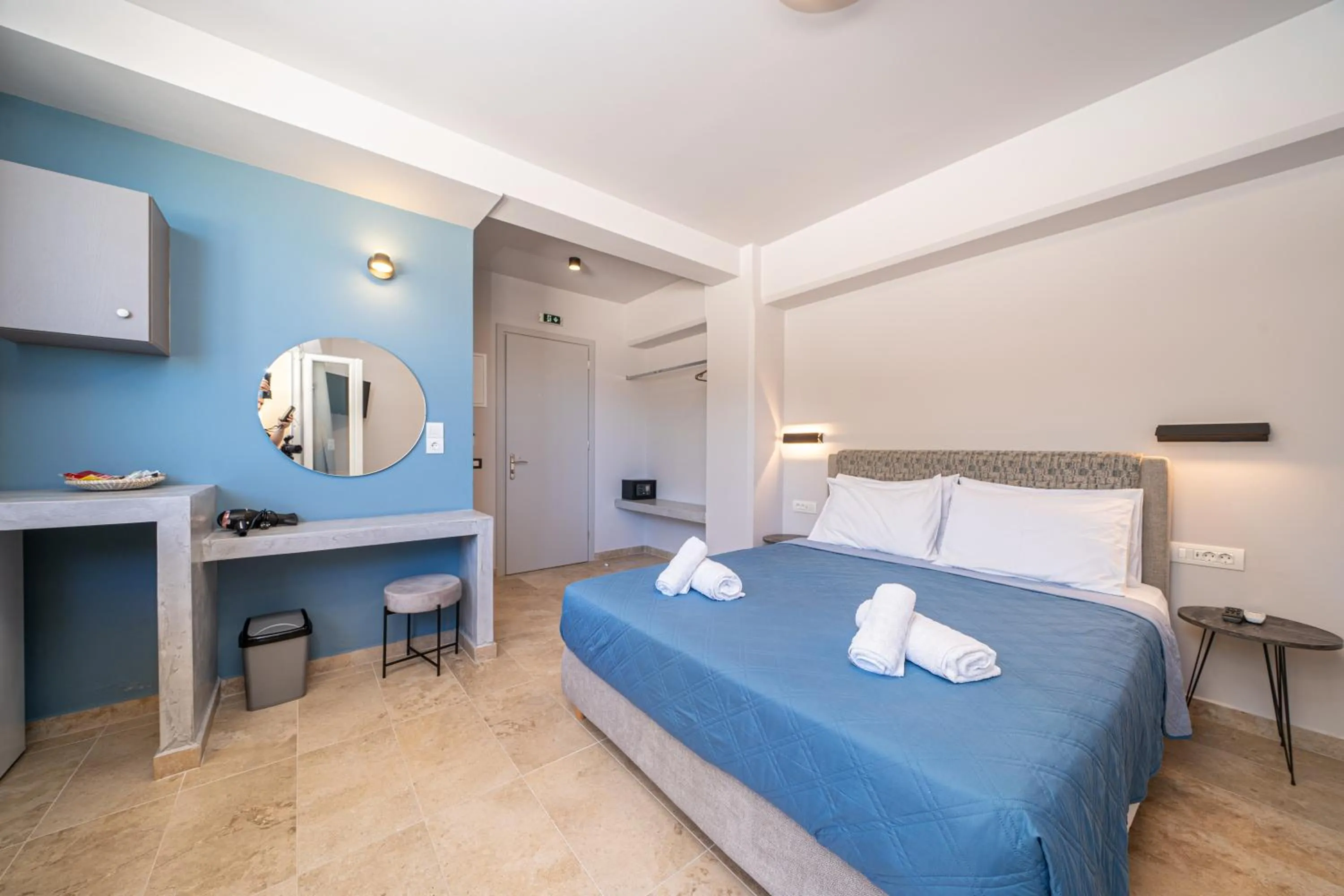 Bed in Egialion Iqia