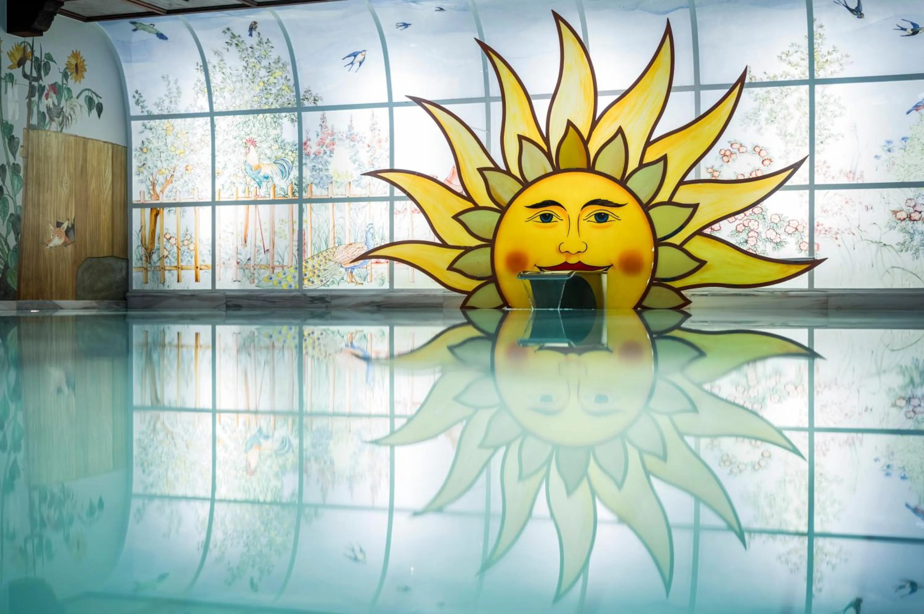 Swimming pool in Neuhaus Zillertal Resort