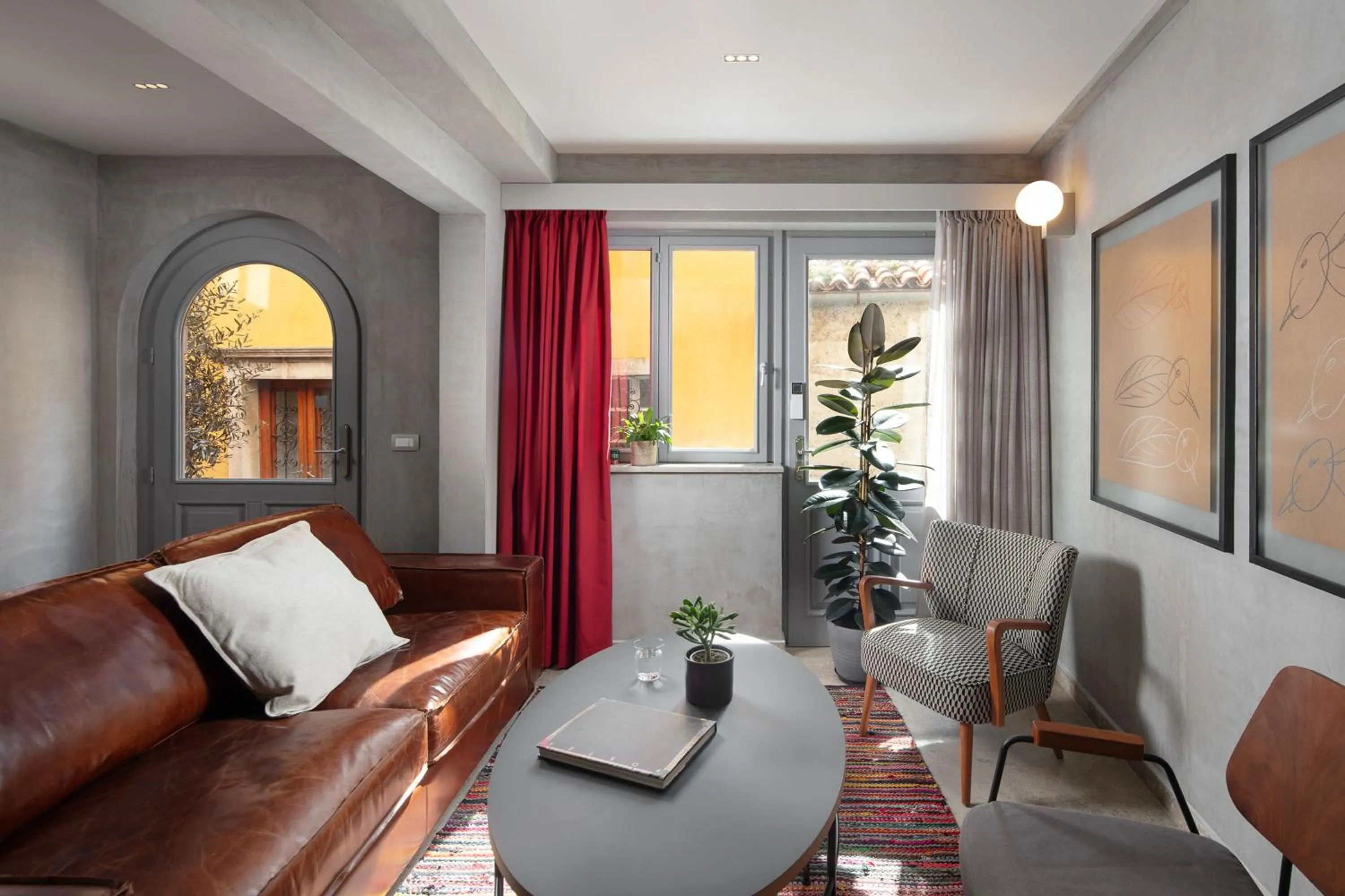 Living room in Mirakul Residence in a cute historic town