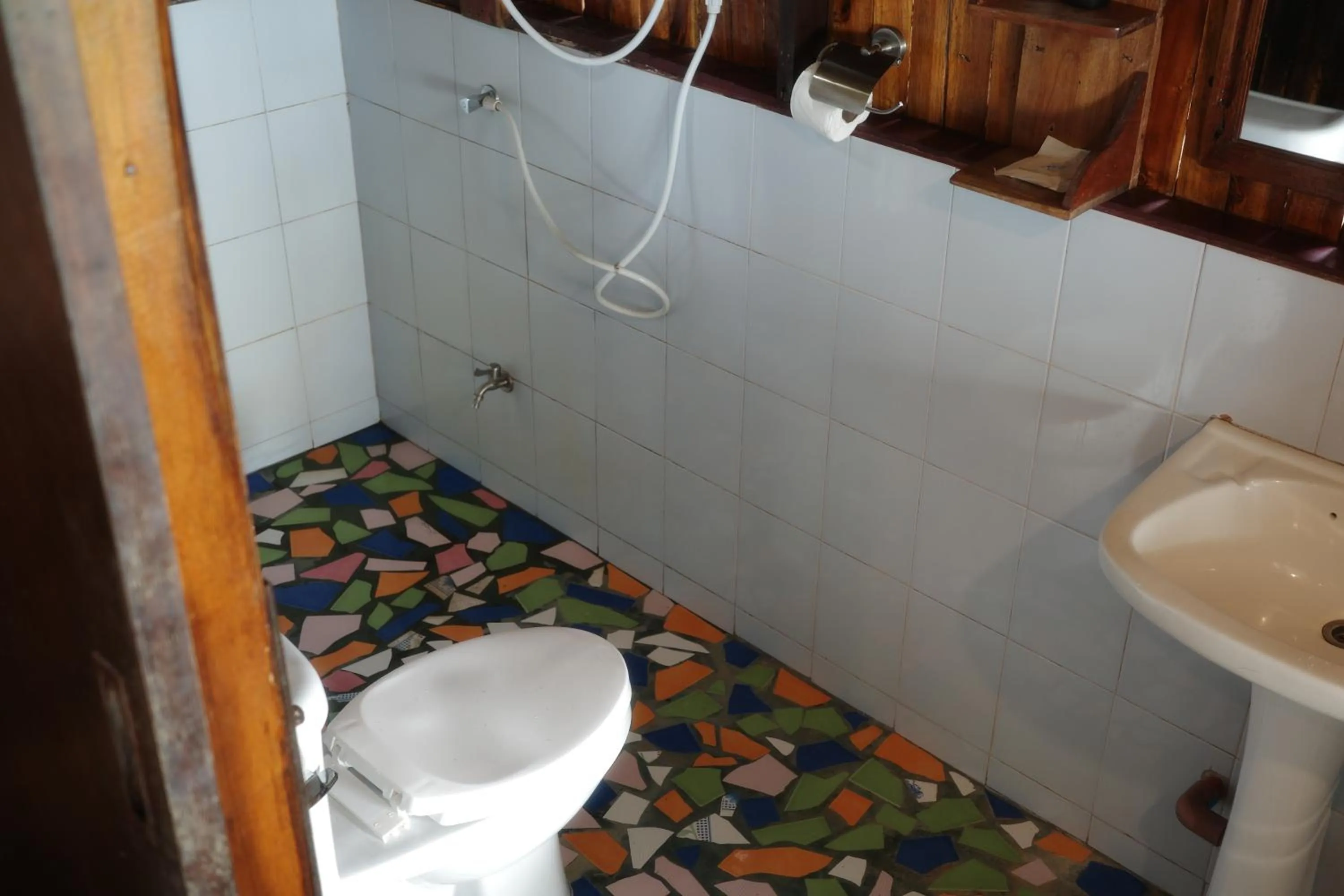 Toilet in Phi Phi Relax Beach Resort