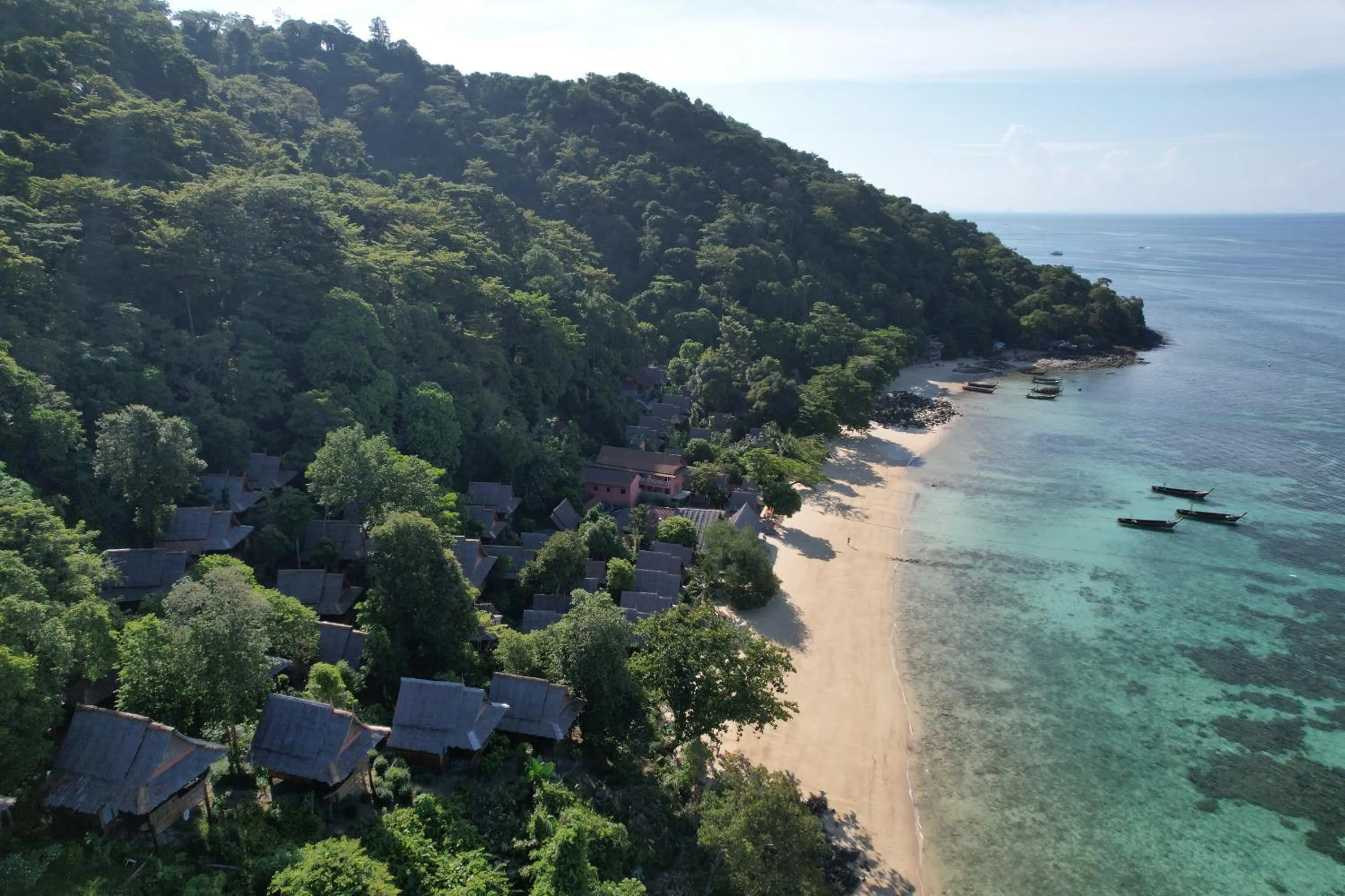 Beach in Phi Phi Relax Beach Resort