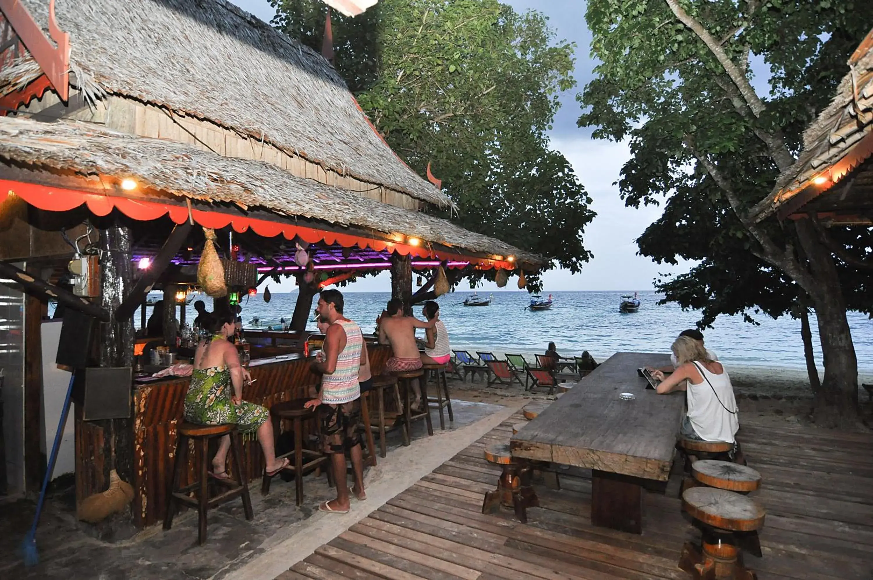 Lounge or bar in Phi Phi Relax Beach Resort Lounge or bar in Phi Phi Relax Beach Resort