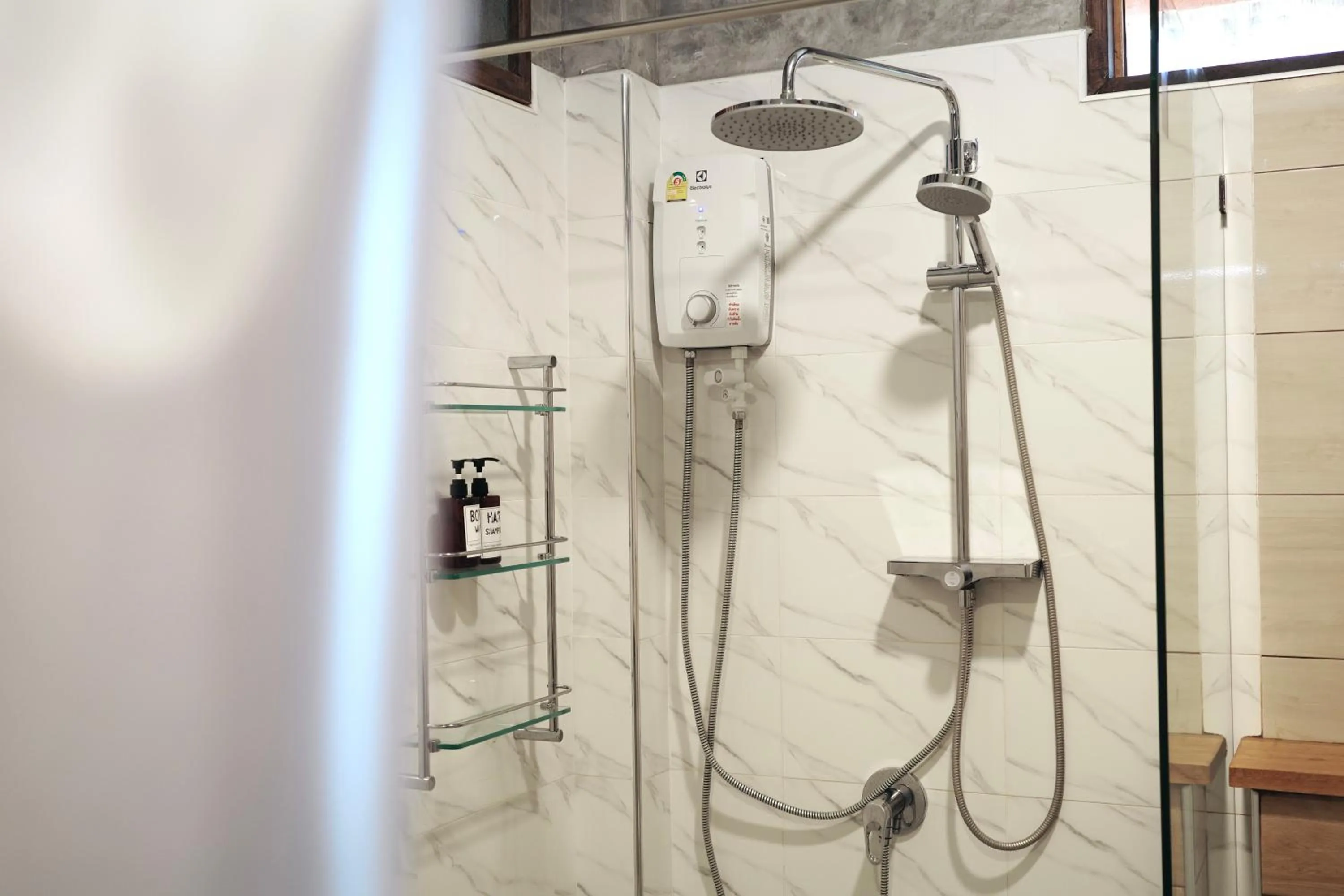 Shower in Phi Phi Relax Beach Resort