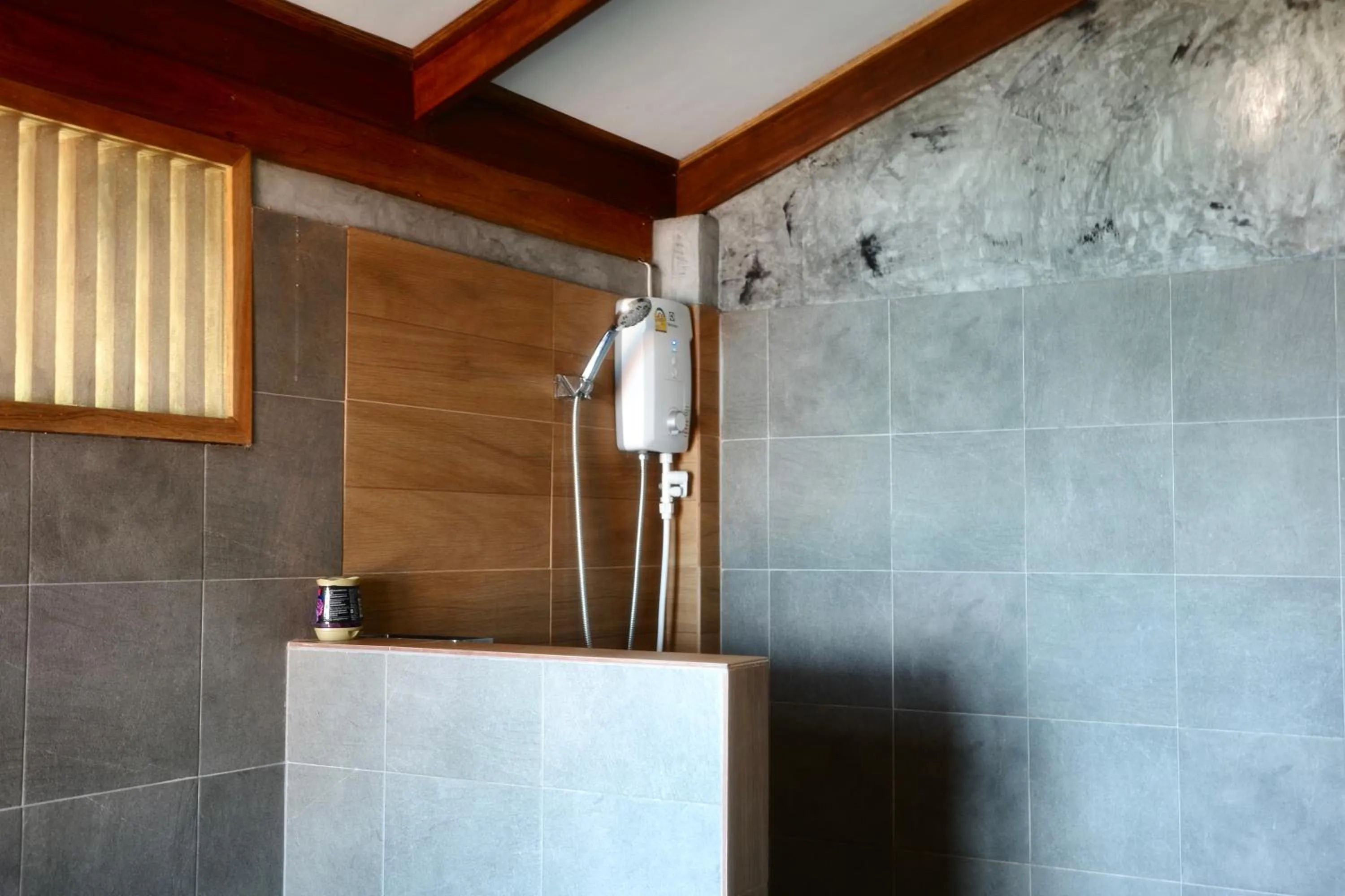 Shower in Phi Phi Relax Beach Resort