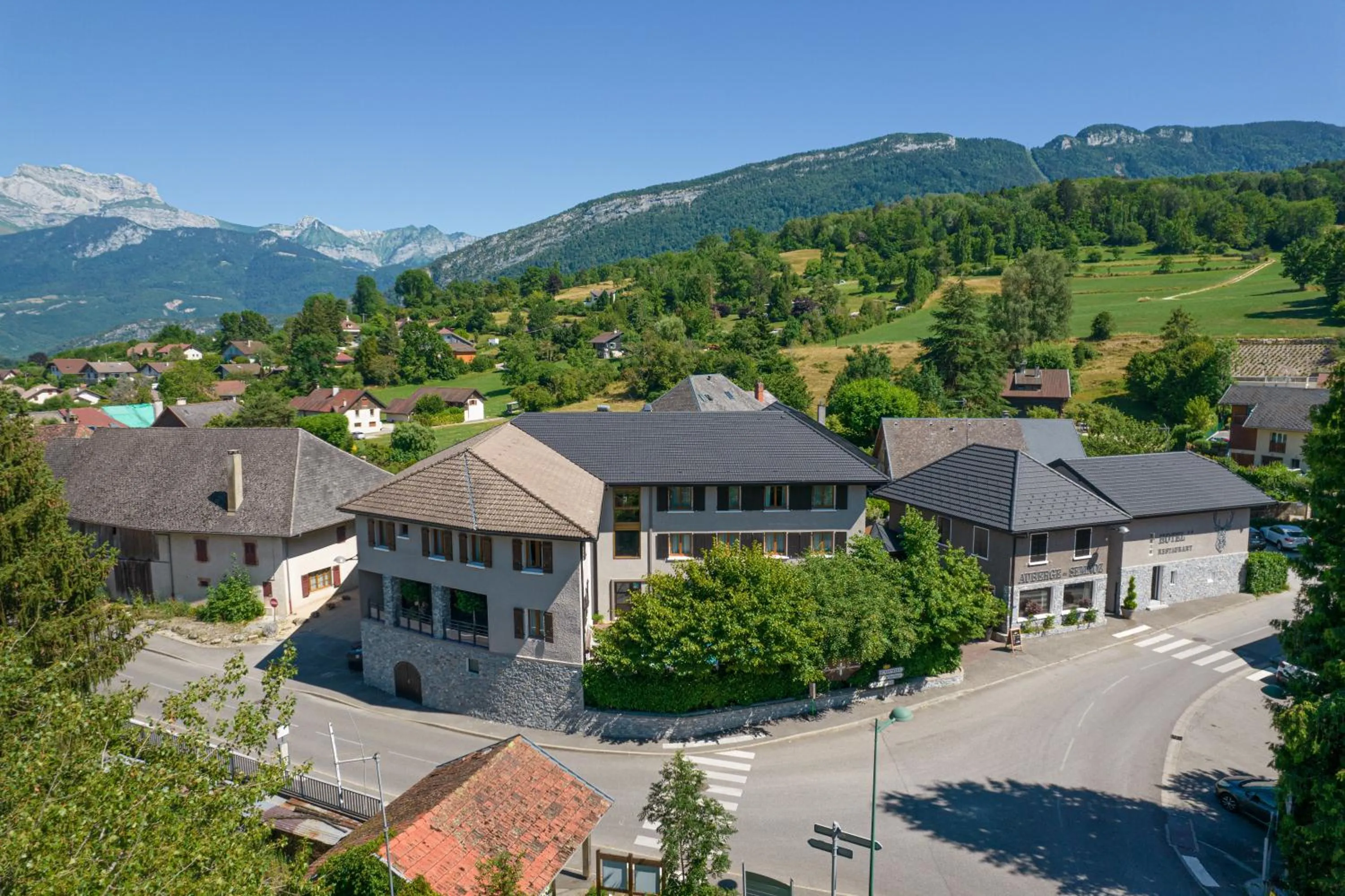 Property building in Auberge Le Semnoz