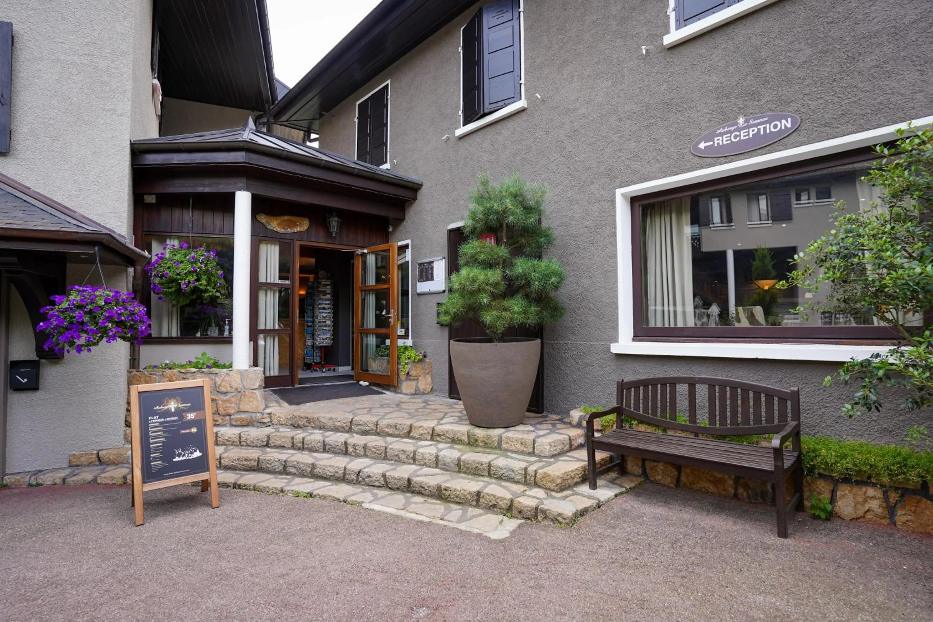 Facade/entrance in Auberge Le Semnoz