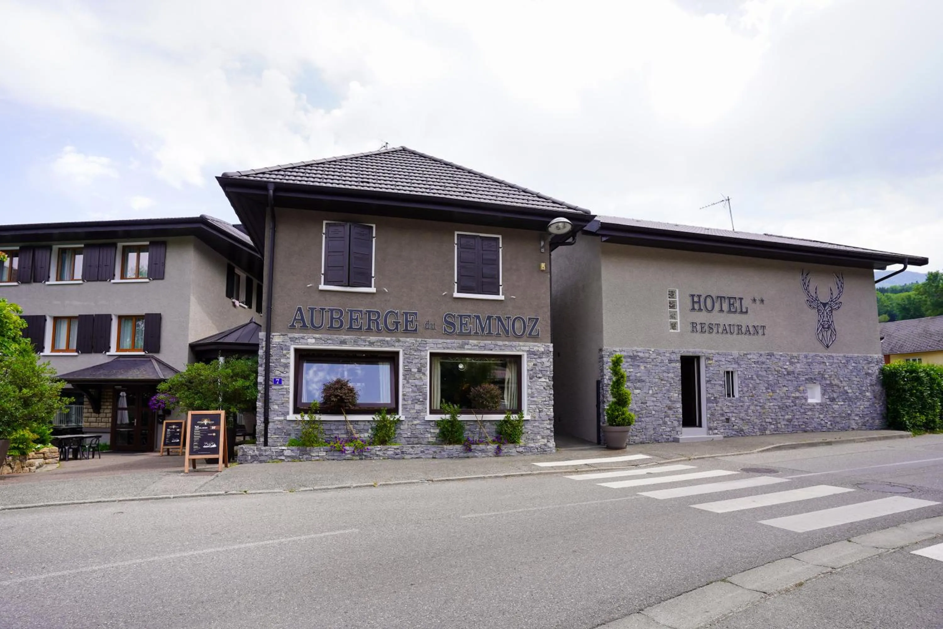 Property building in Auberge Le Semnoz