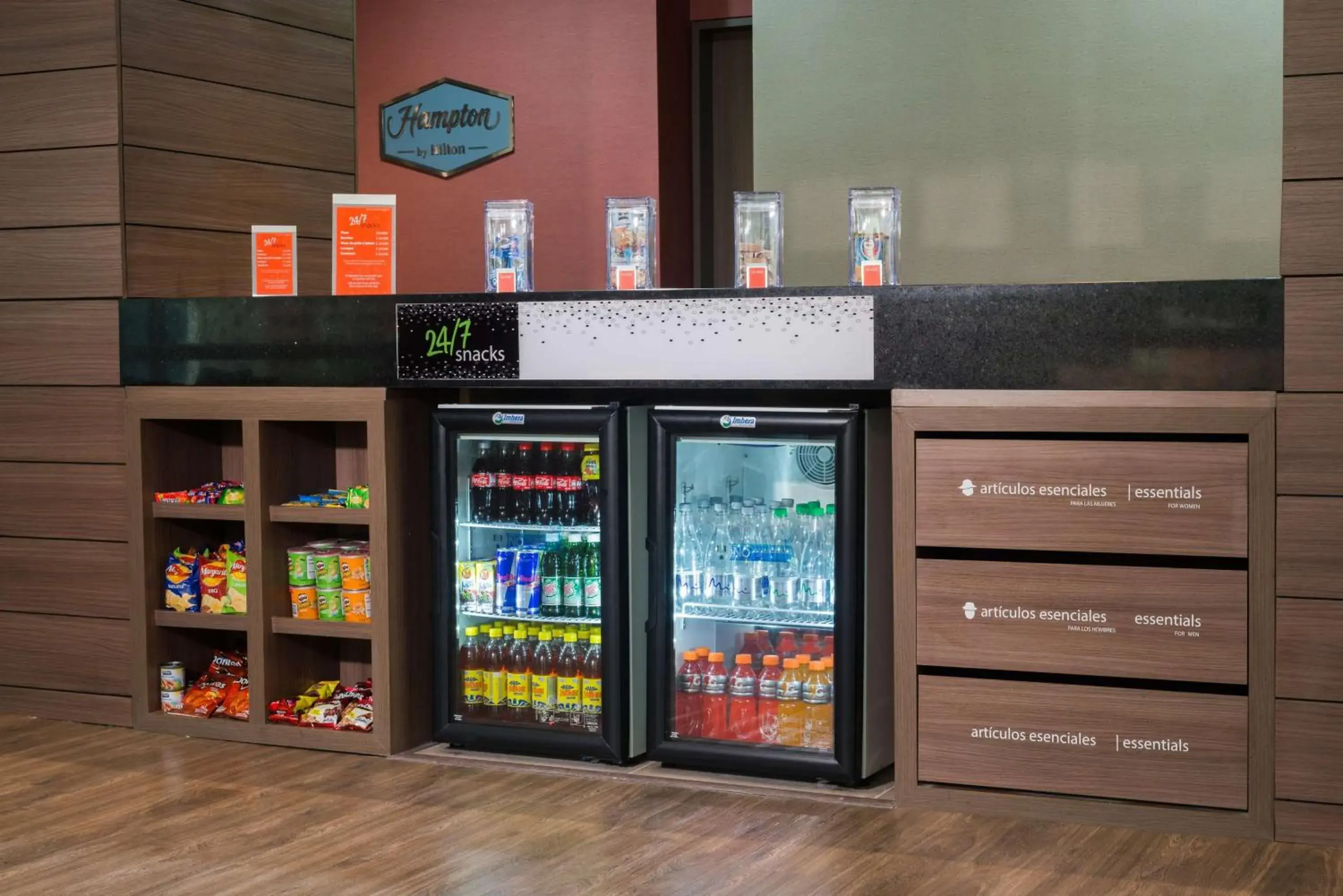 Restaurant/places to eat in Hampton By Hilton Bogota Airport Restaurant/places to eat in Hampton By Hilton Bogota Airport