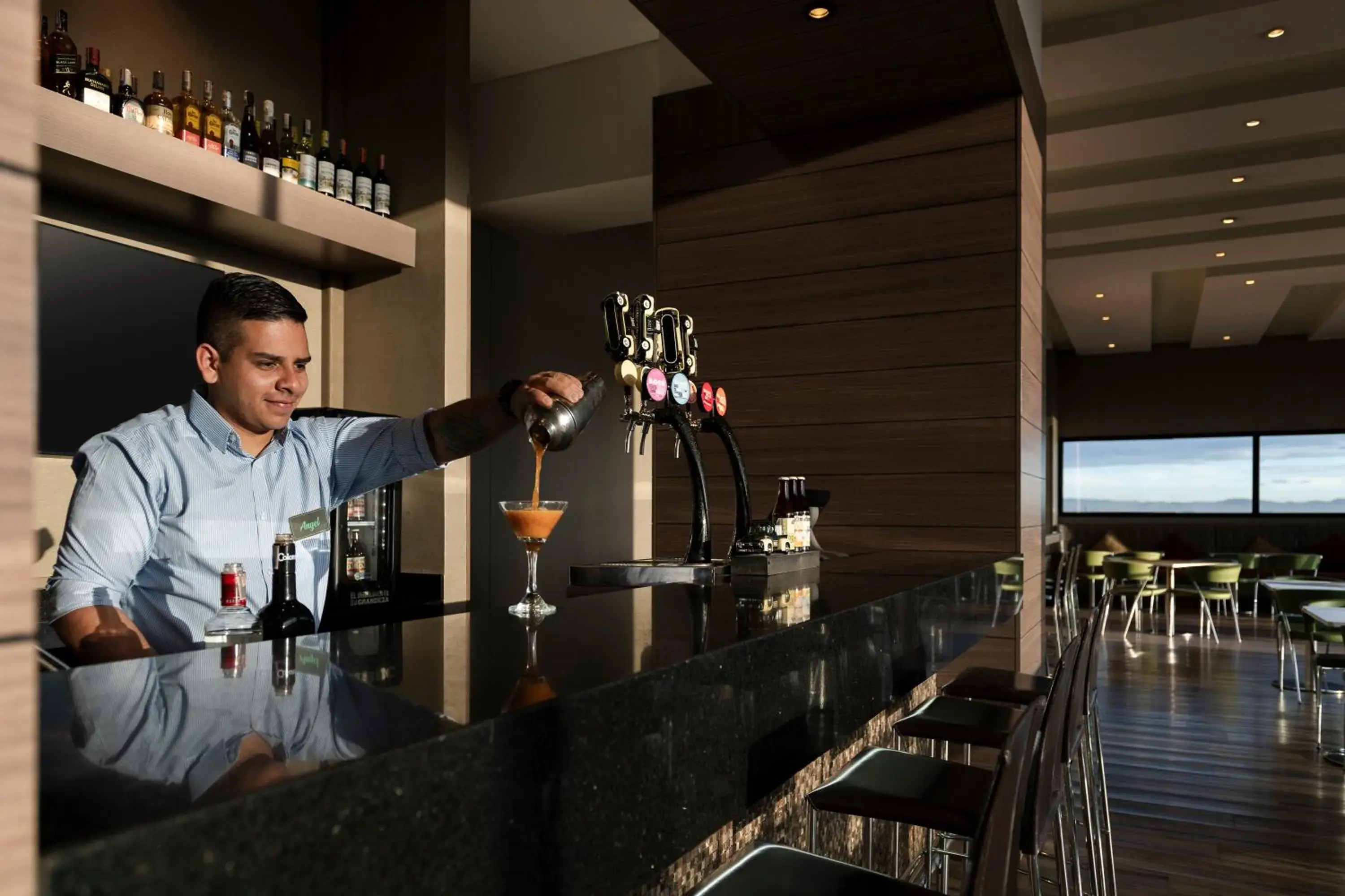 Lounge or bar in Hampton By Hilton Bogota Airport Lounge or bar in Hampton By Hilton Bogota Airport