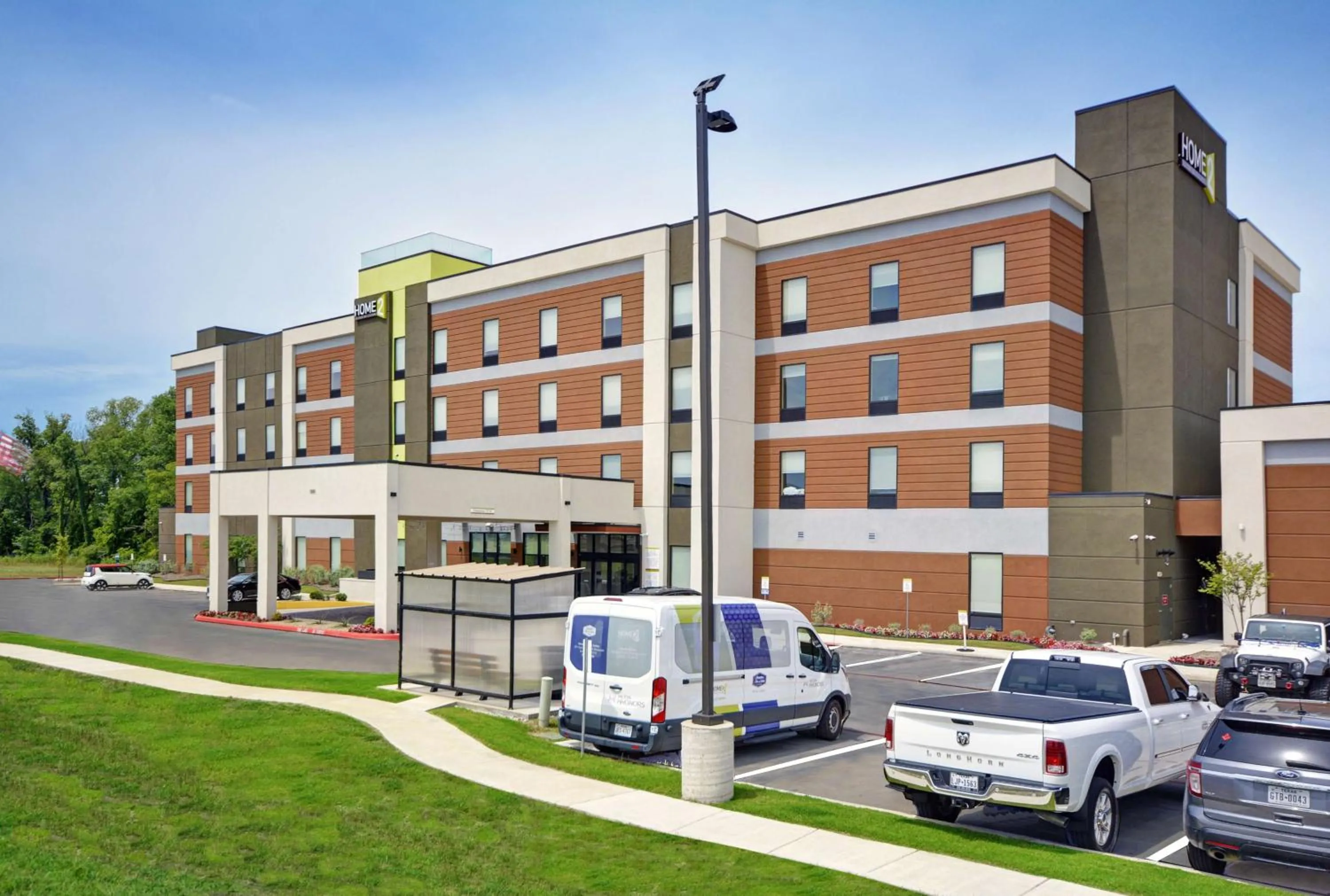 Property building in Home2 Suites By Hilton Dallas Desoto