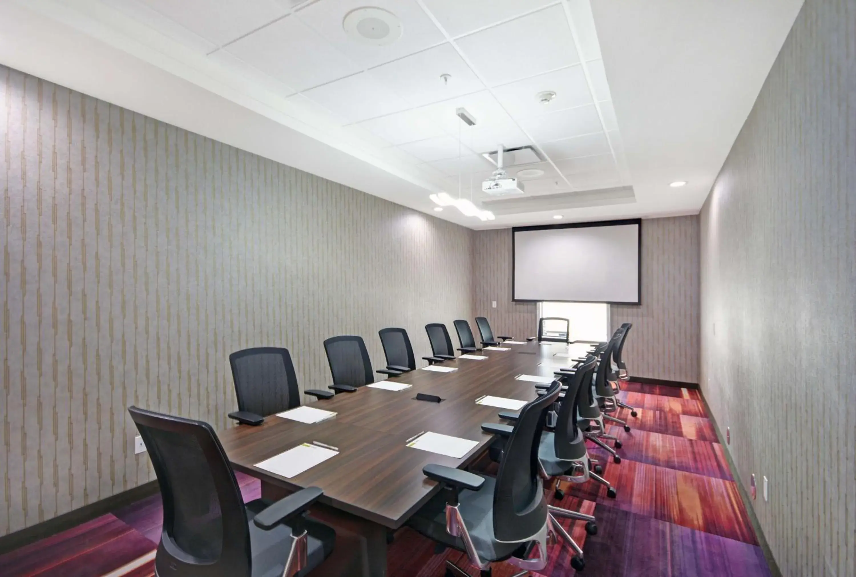 Meeting/conference room in Home2 Suites By Hilton Dallas Desoto