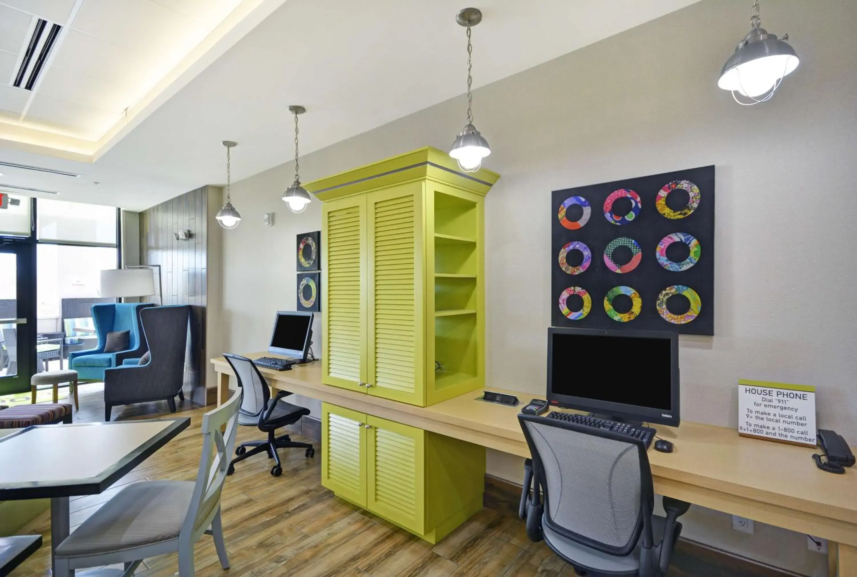 Business facilities, TV/Entertainment Center in Home2 Suites By Hilton Dallas Desoto