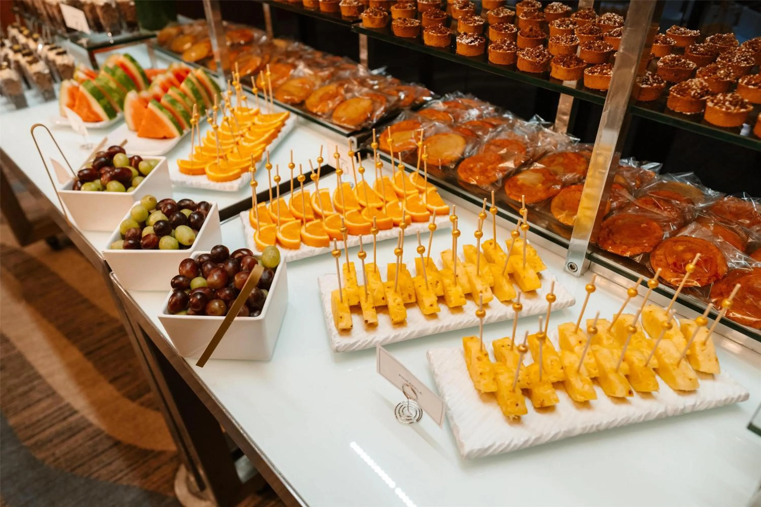 Dining area in Conrad Fort Lauderdale Beach