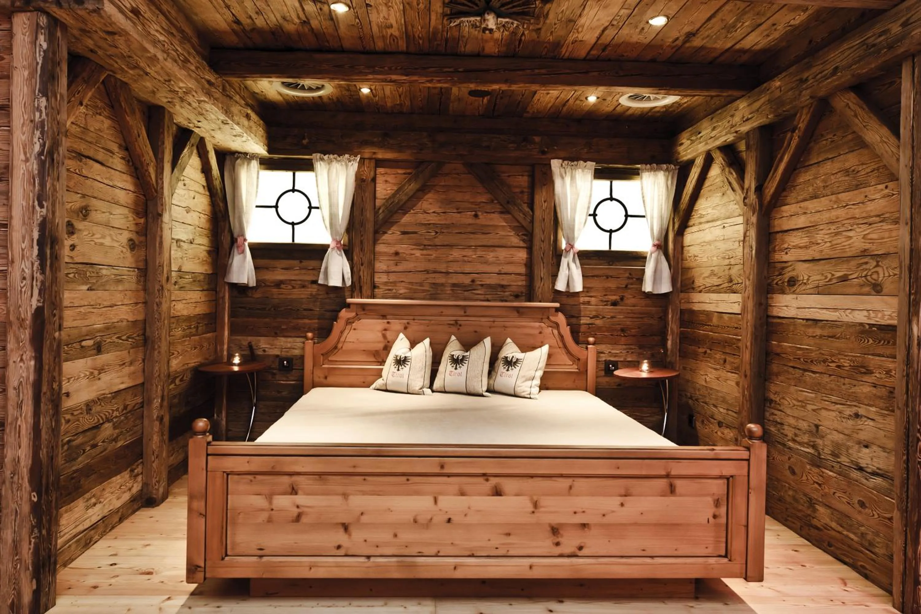 Bed in Hotel Gasthof Perauer