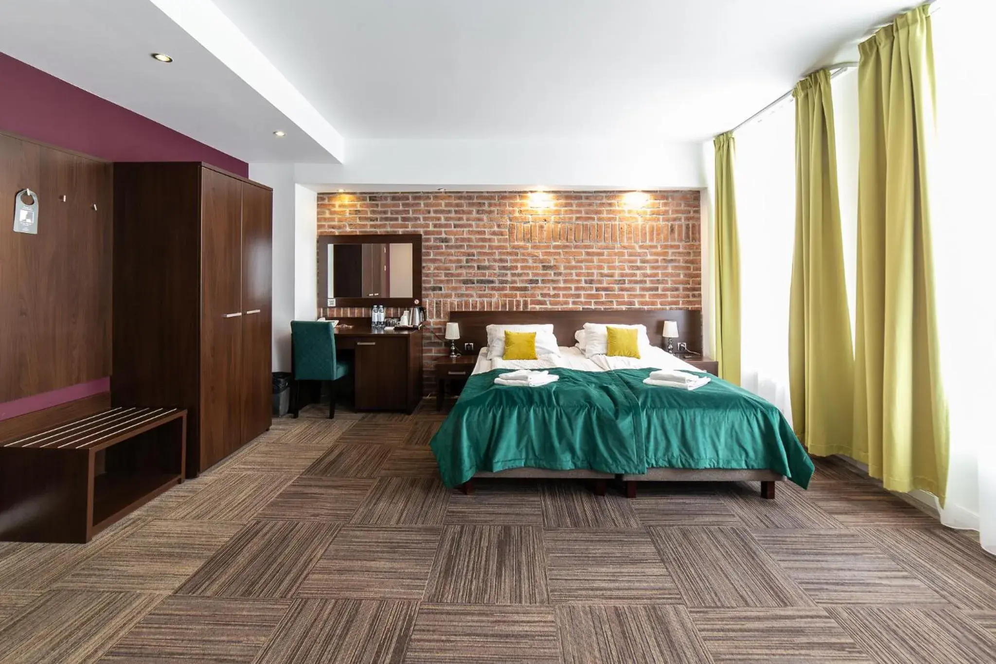 Triple Room in Hotel Artus - Old Town Triple Room in Hotel Artus - Old Town