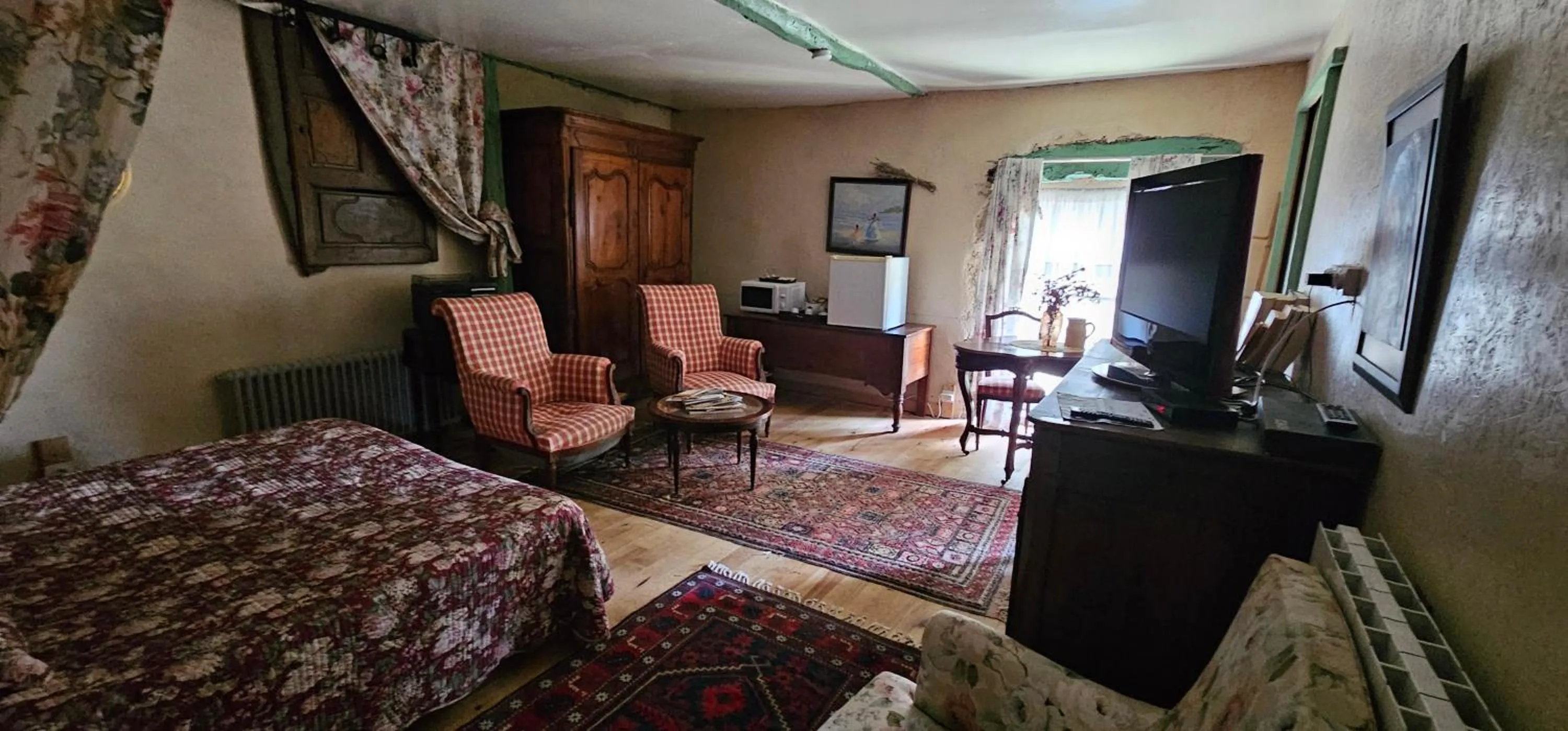 Bed in Le Moulin à huile