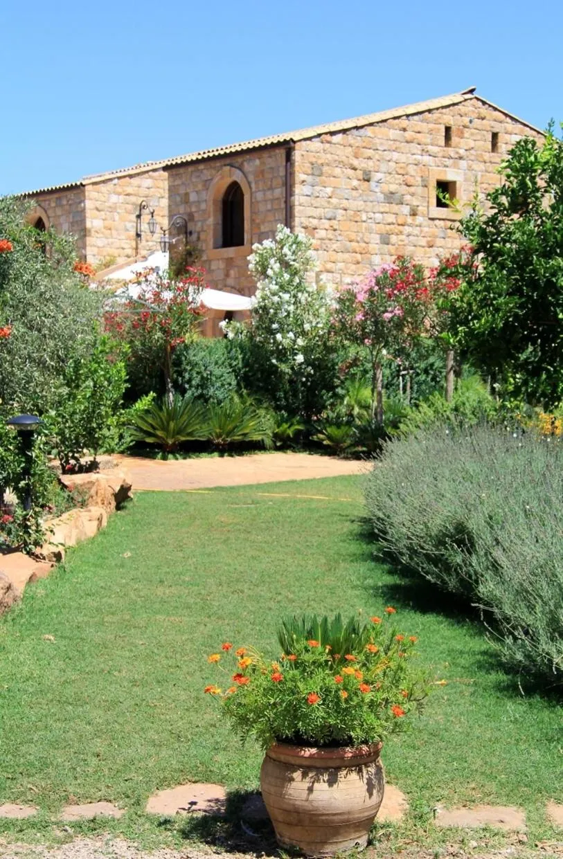 Facade/entrance in Turismo Rurale Cefalù
